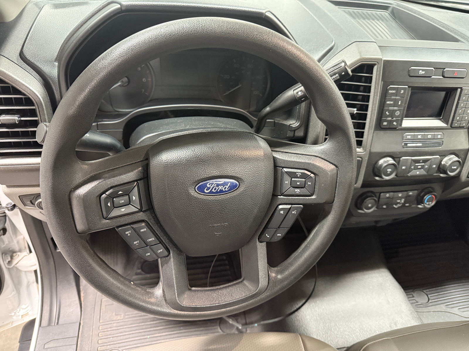 Thumbnail: 2020 Ford Econoline - 4