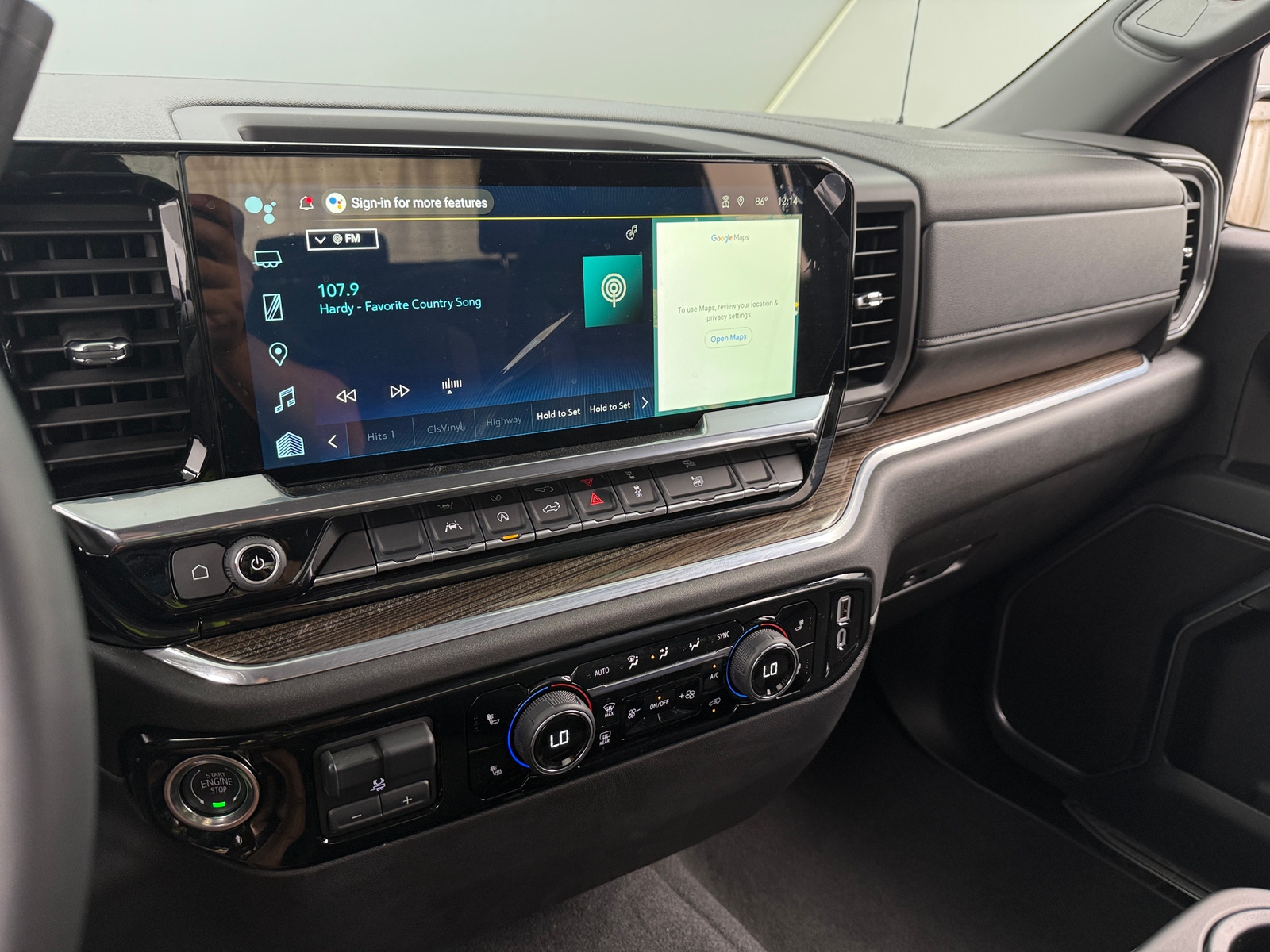 Thumbnail: 2025 Chevrolet Silverado 1500 - 4