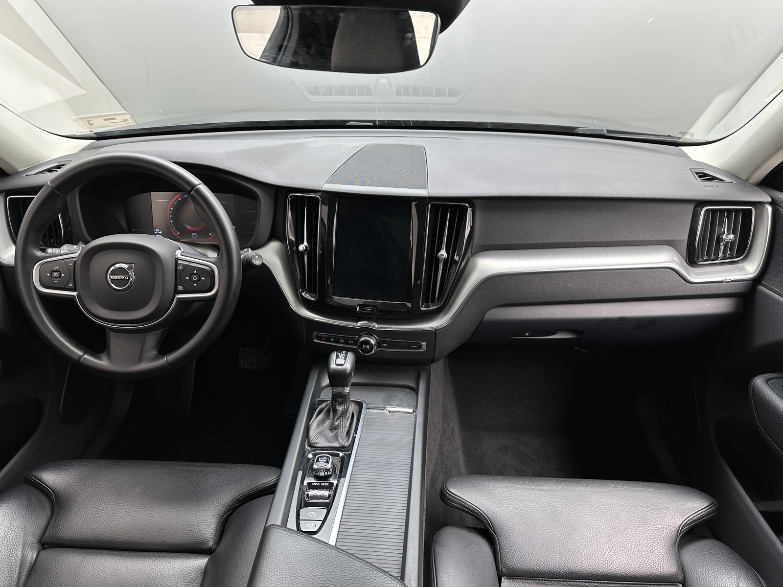Thumbnail: 2019 Volvo XC60 - 2