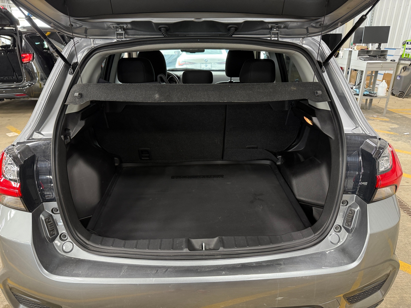 Thumbnail: 2024 Mitsubishi Outlander Sport - 7