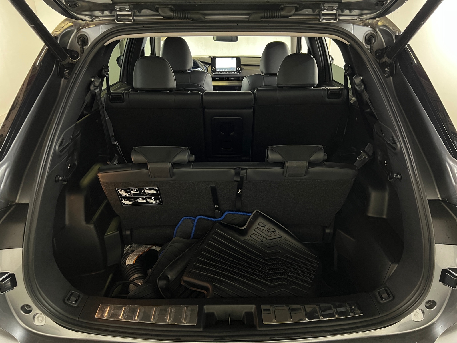 Thumbnail: 2024 Mitsubishi Outlander - 6