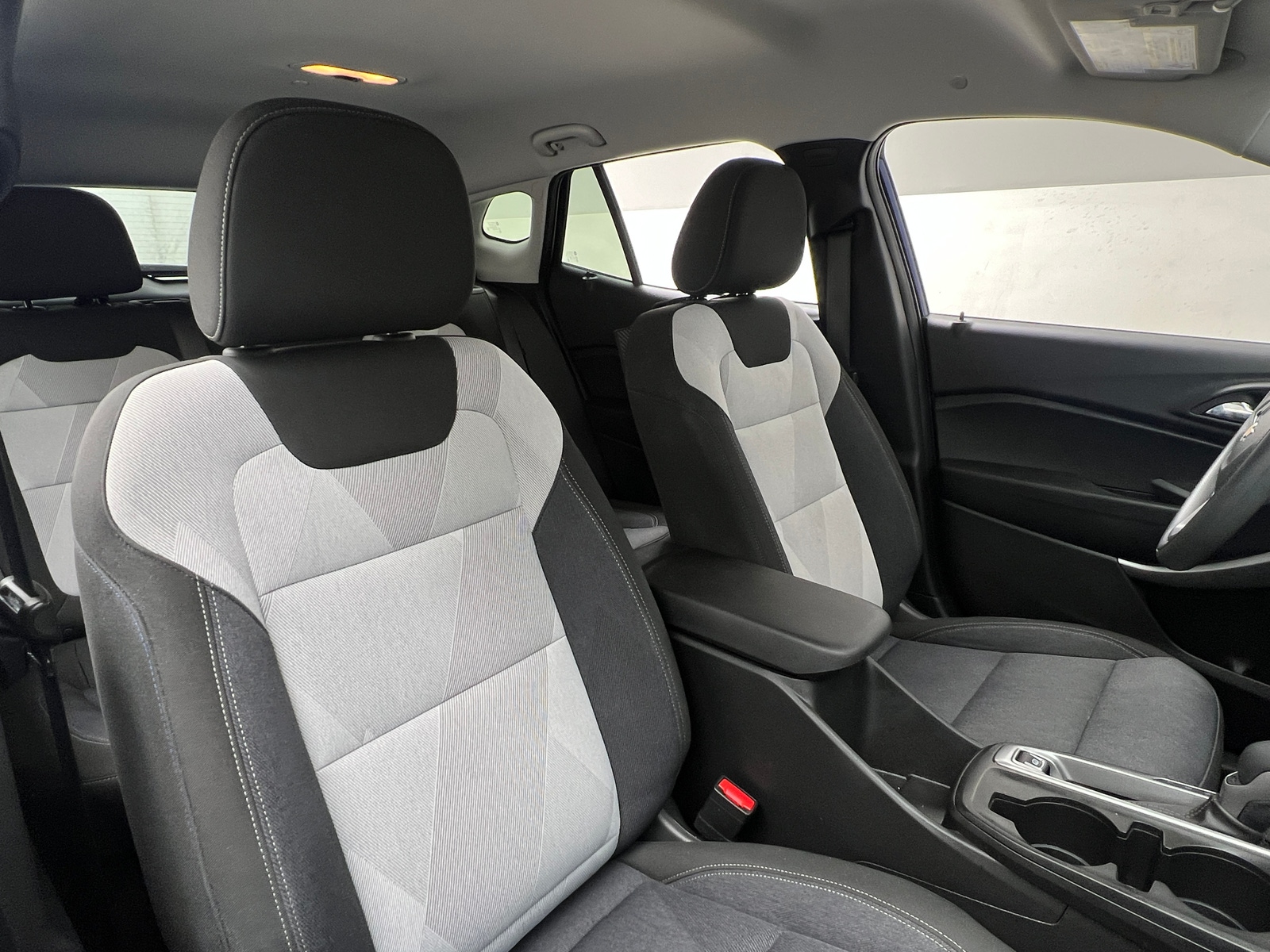 Thumbnail: 2024 Chevrolet Trax - 2
