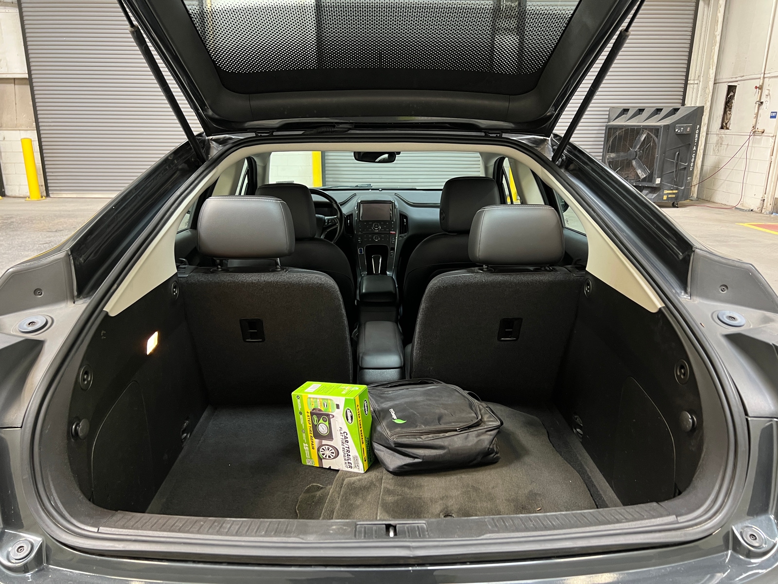 Thumbnail: 2015 Chevrolet Volt - 7