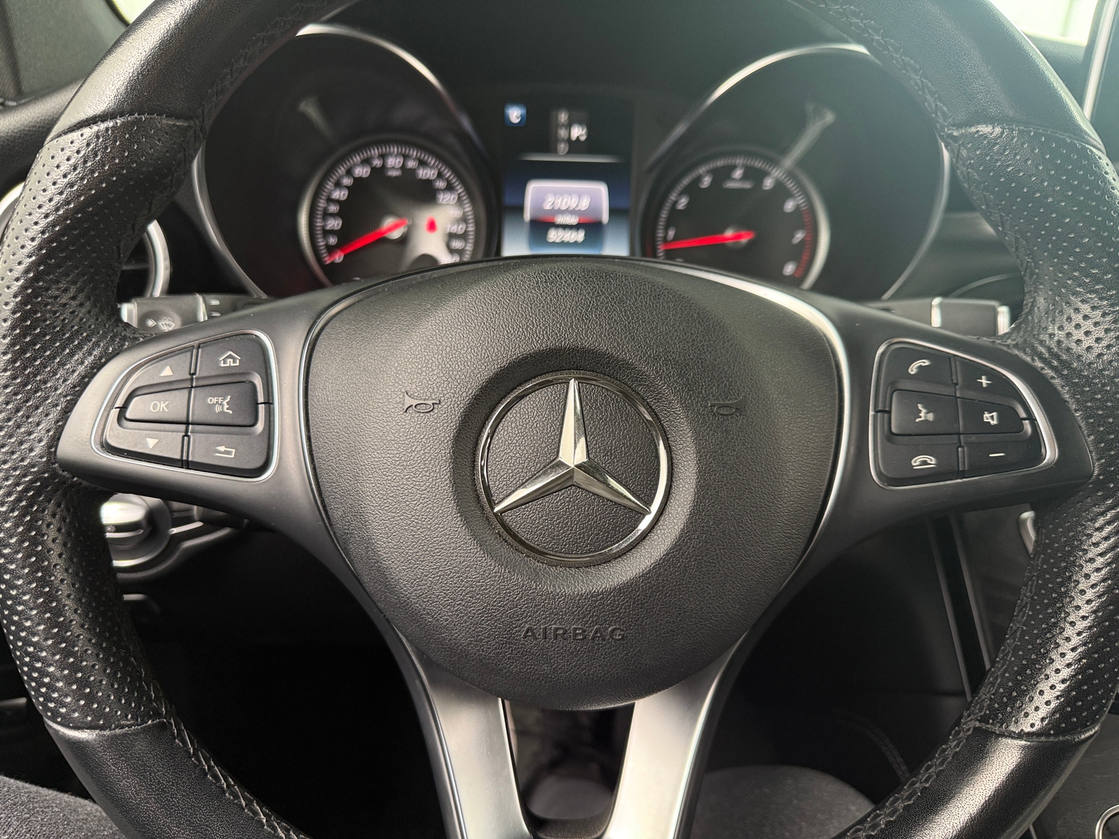 Thumbnail: 2019 Mercedes-Benz GLC - 4