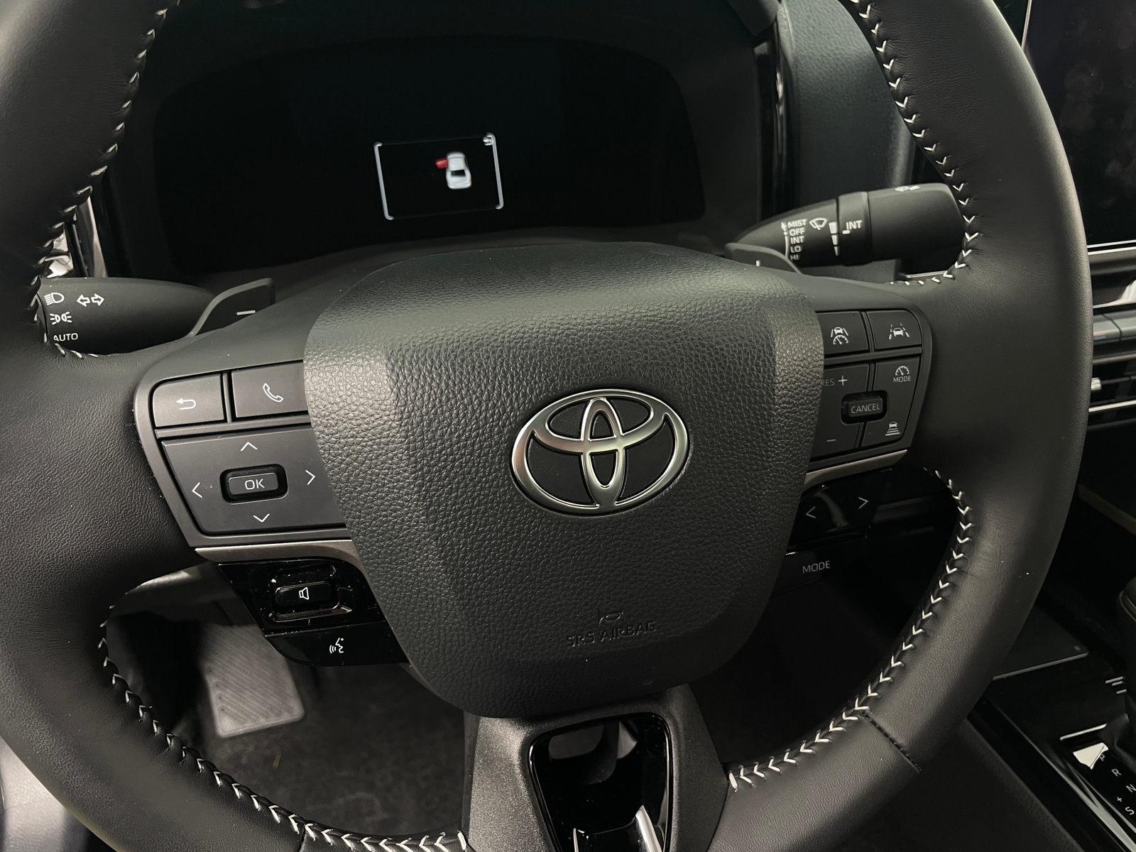 Thumbnail: 2025 Toyota Camry - 4