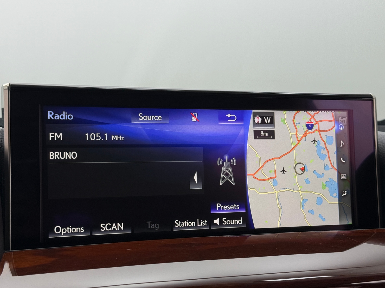 Thumbnail: 2016 Lexus LX - 3