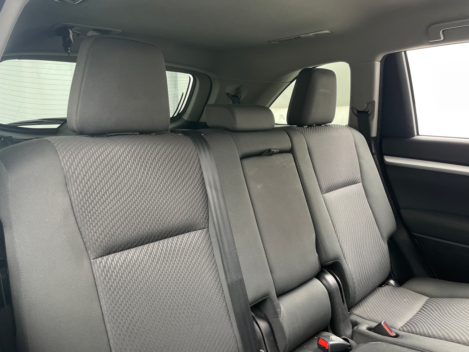 Thumbnail: 2017 Toyota Highlander - 6