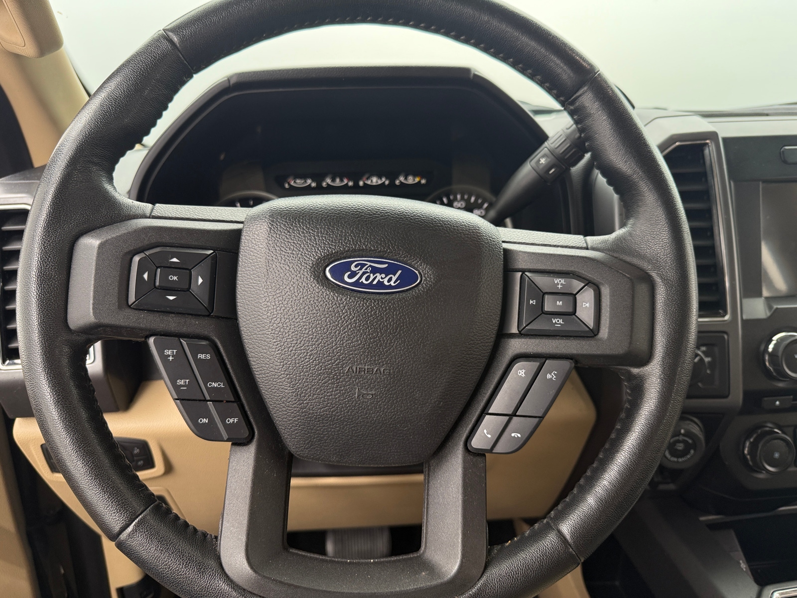 Thumbnail: 2018 Ford Econoline - 5