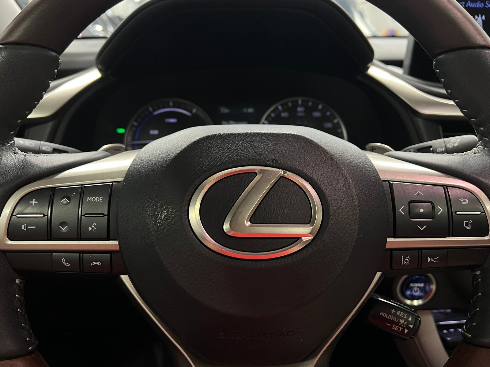 Thumbnail: 2022 Lexus RX - 4