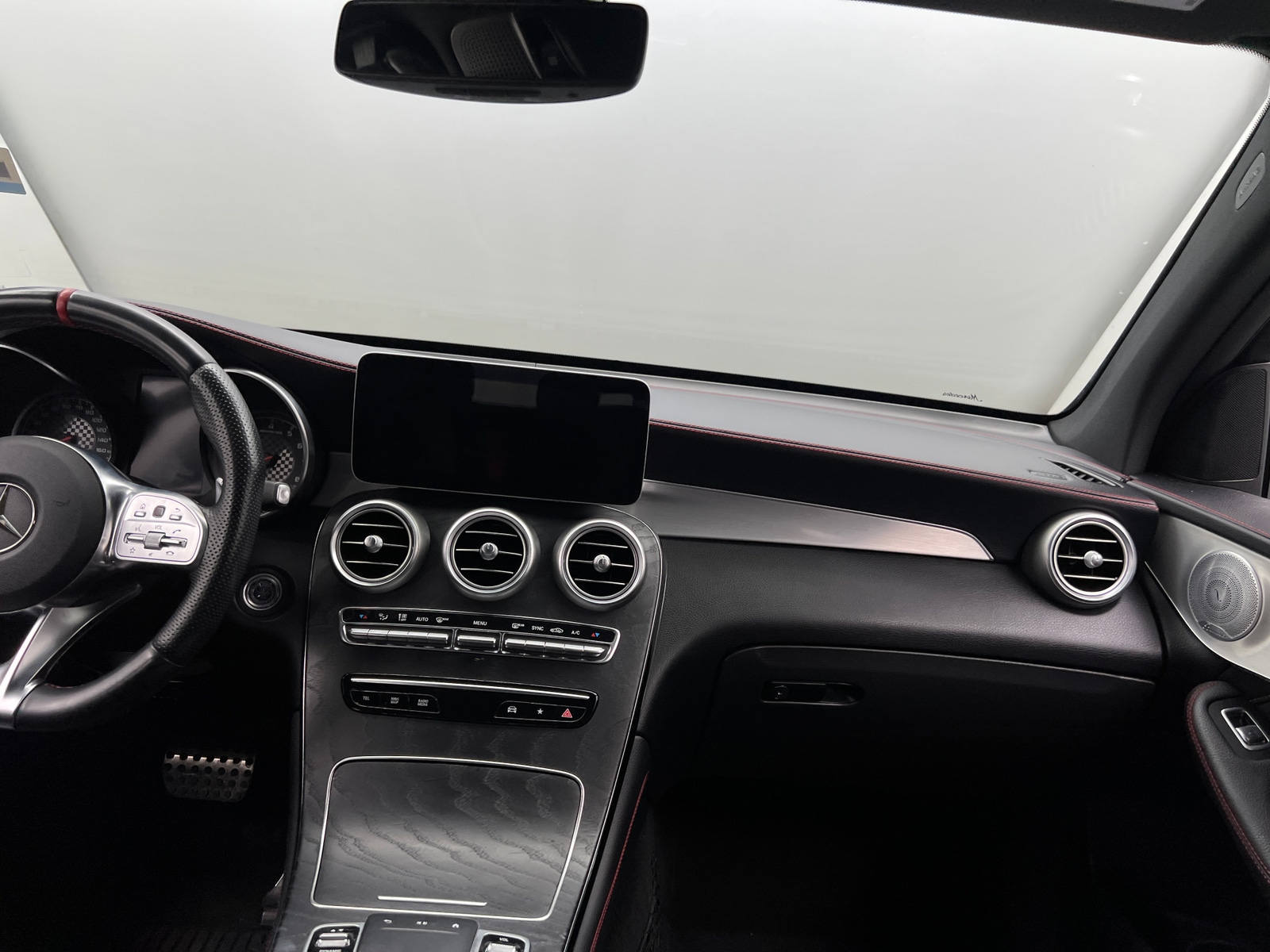 Thumbnail: 2020 Mercedes-Benz GLC - 2