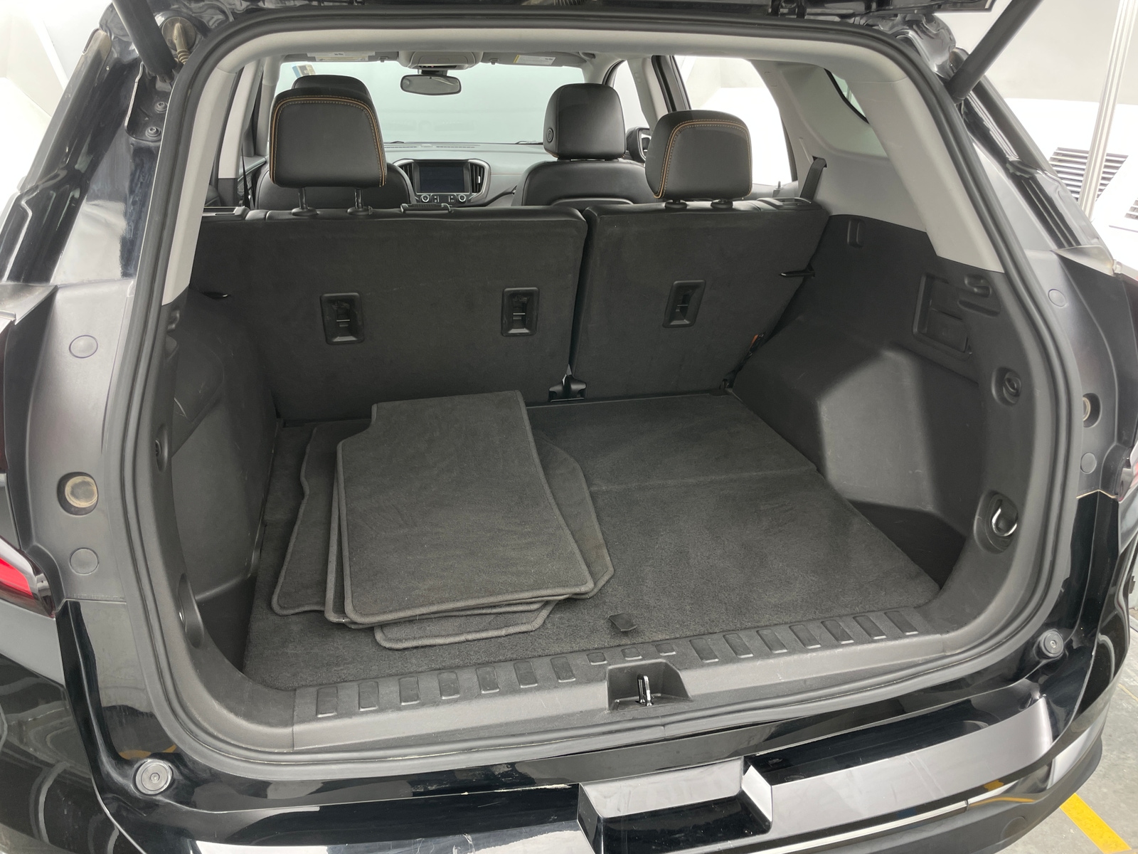 Thumbnail: 2023 GMC Terrain - 6