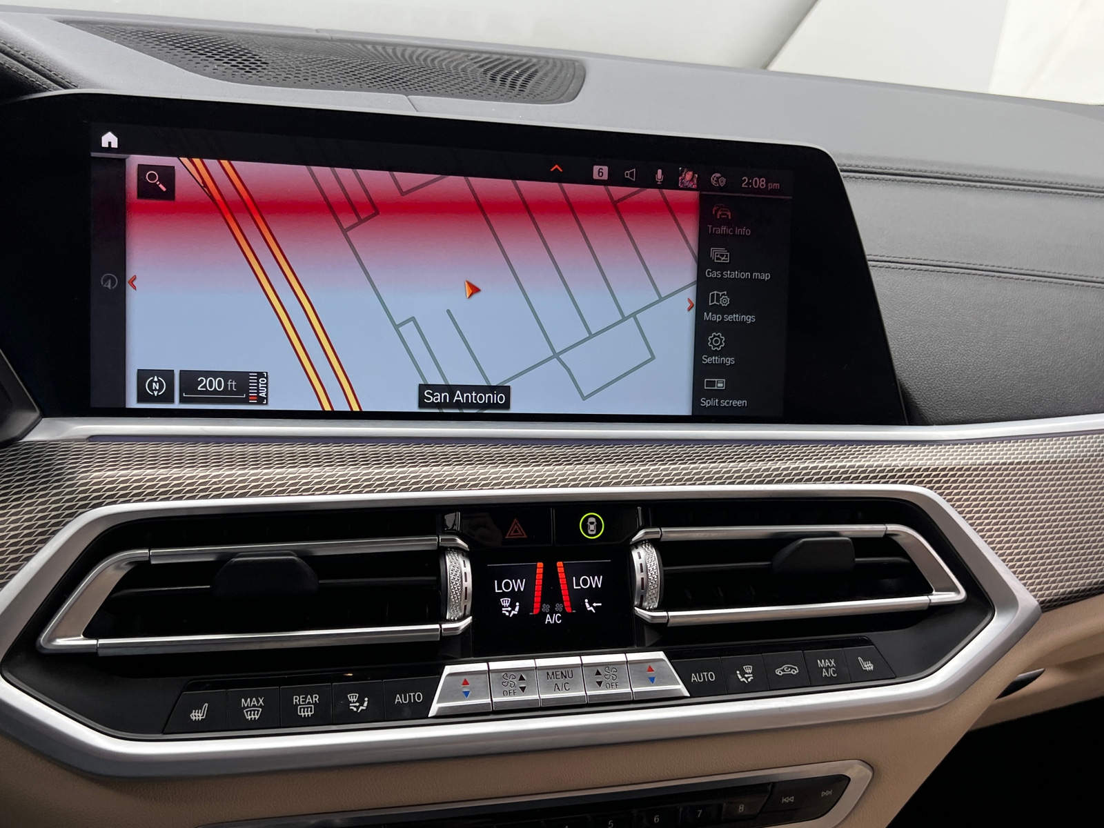 Thumbnail: 2021 BMW X6 - 3