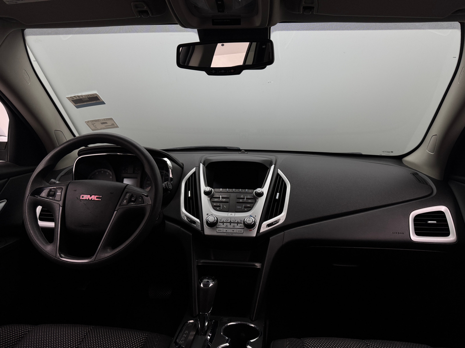 Thumbnail: 2017 GMC Terrain - 3