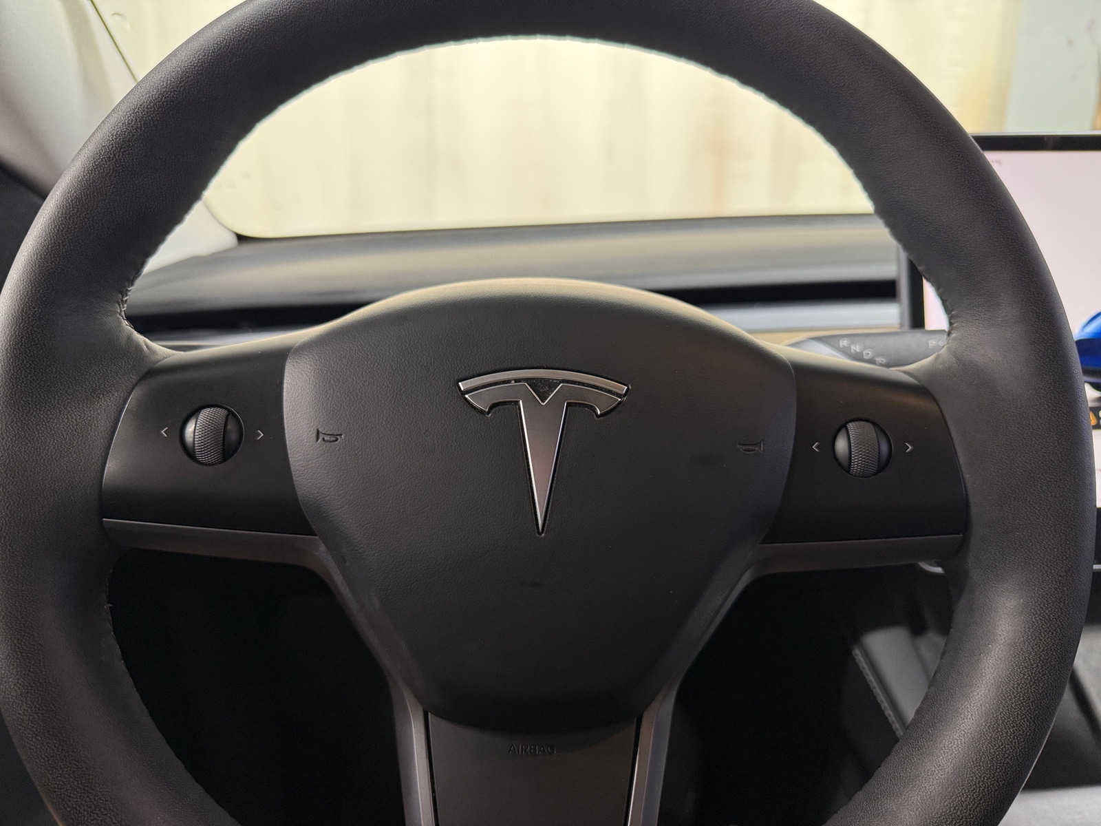 Thumbnail: 2023 Tesla Model Y - 4