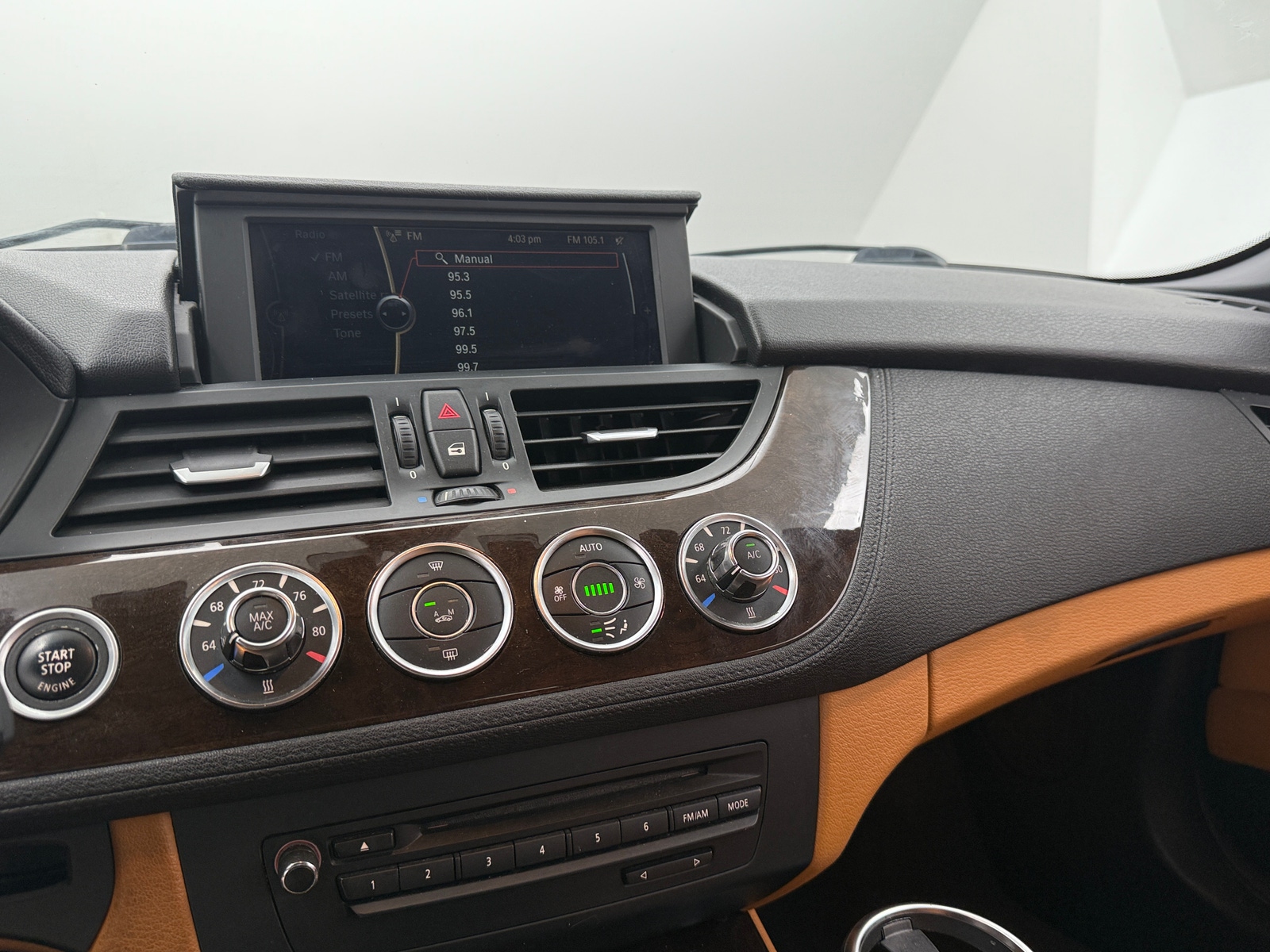 Thumbnail: 2013 BMW Z4 - 3