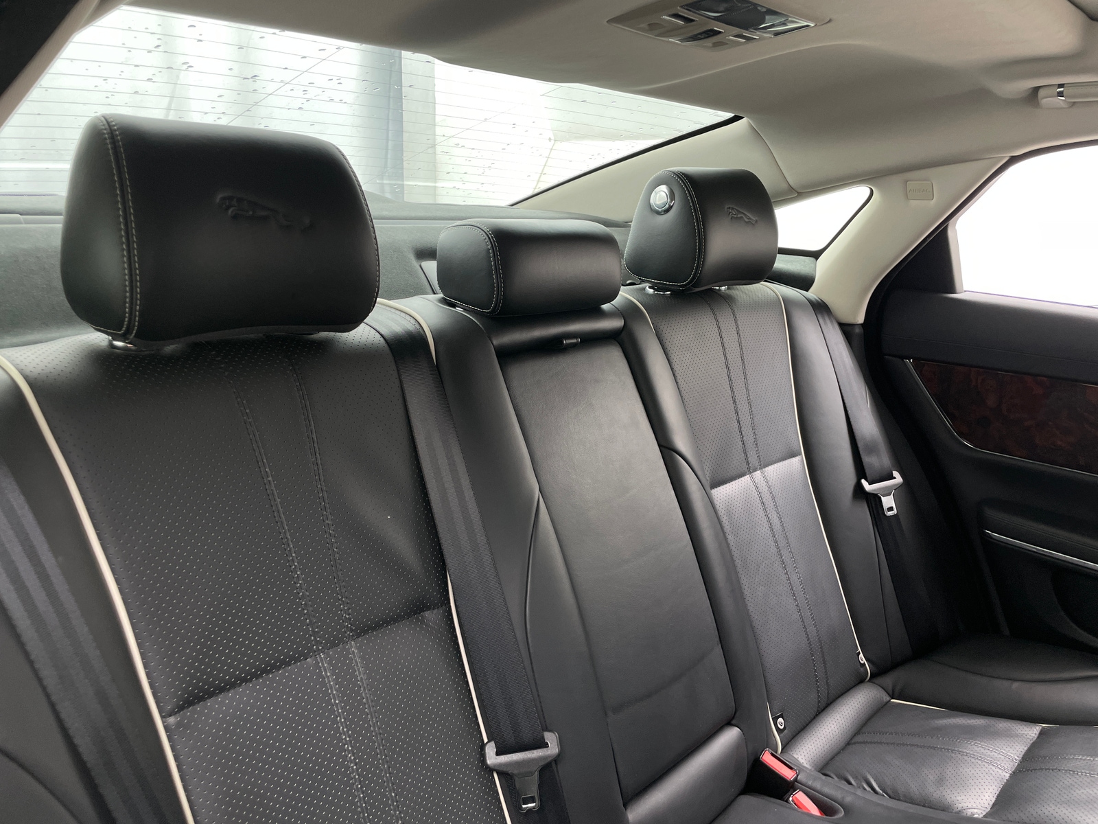 Thumbnail: 2016 Jaguar XJ - 5