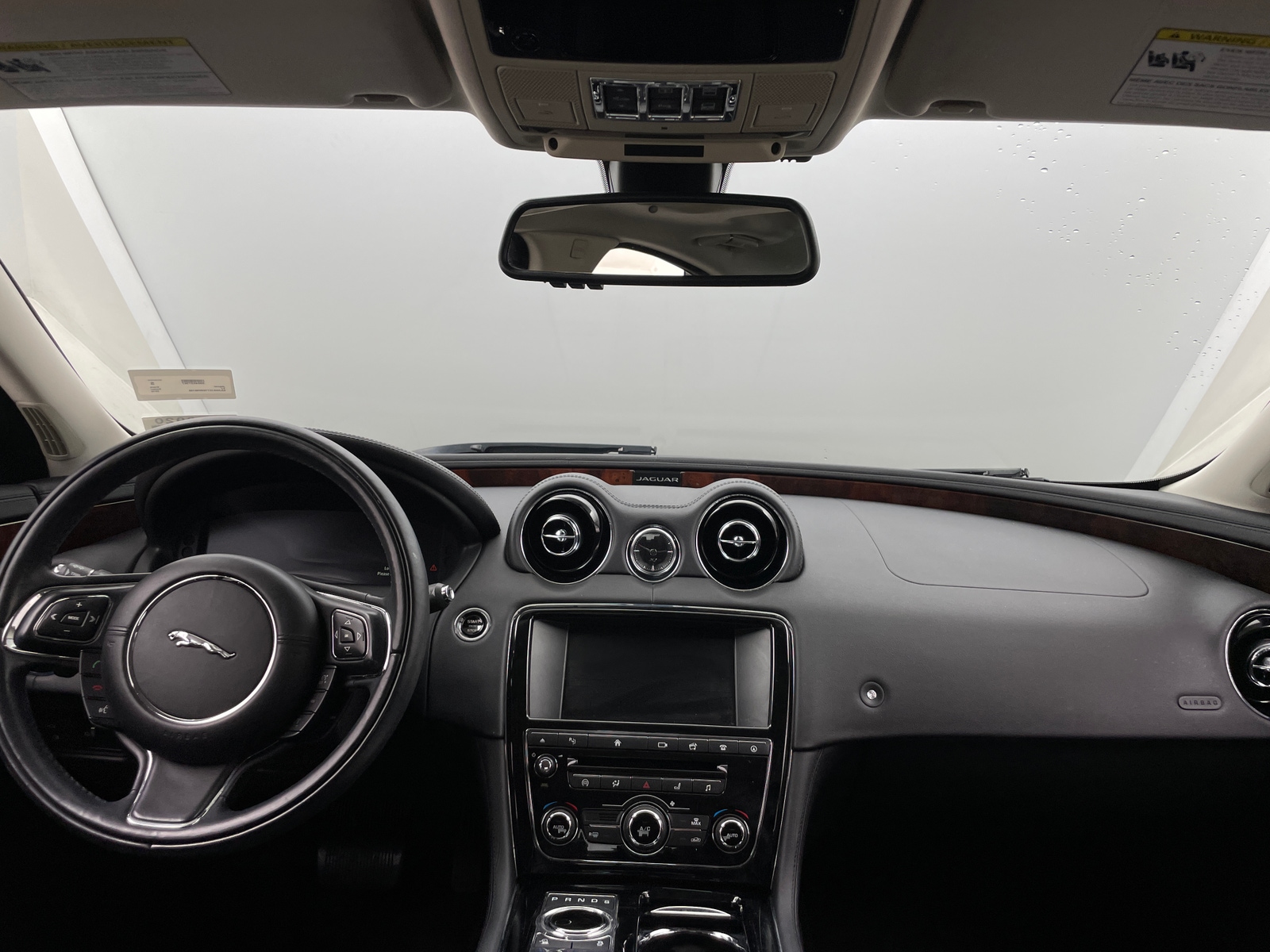 Thumbnail: 2016 Jaguar XJ - 2