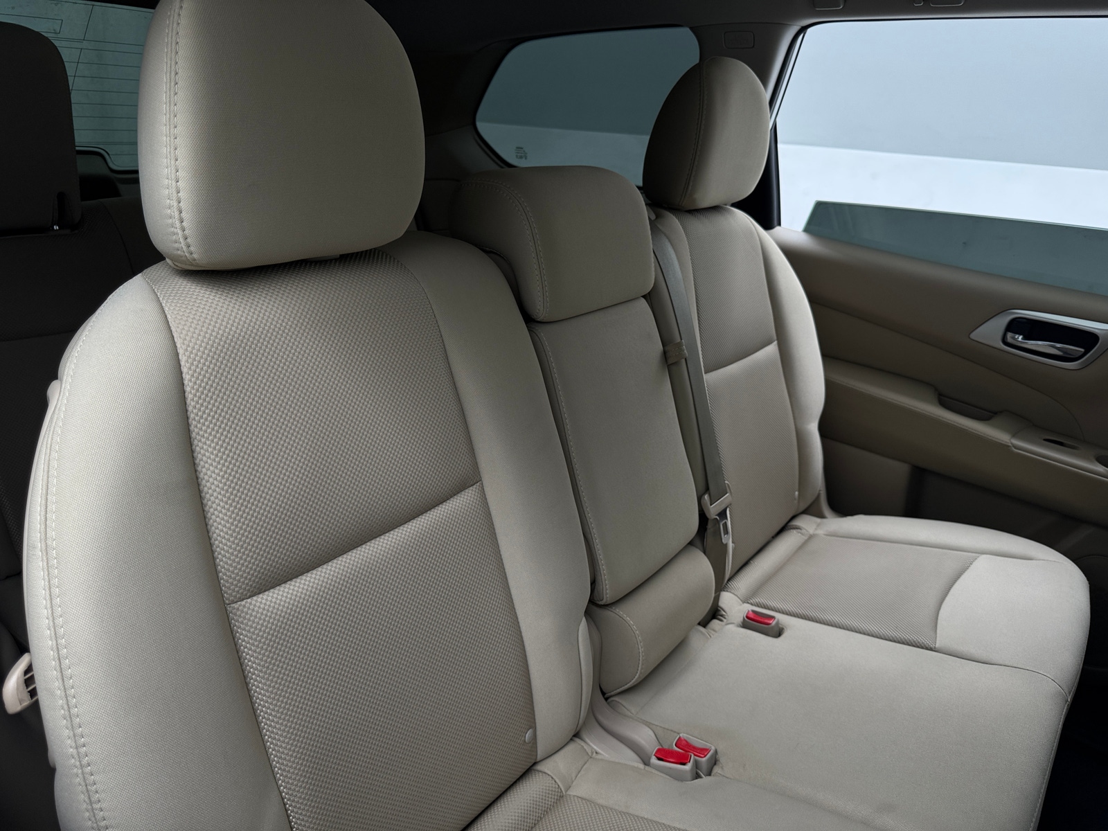 Thumbnail: 2017 Nissan Pathfinder - 6