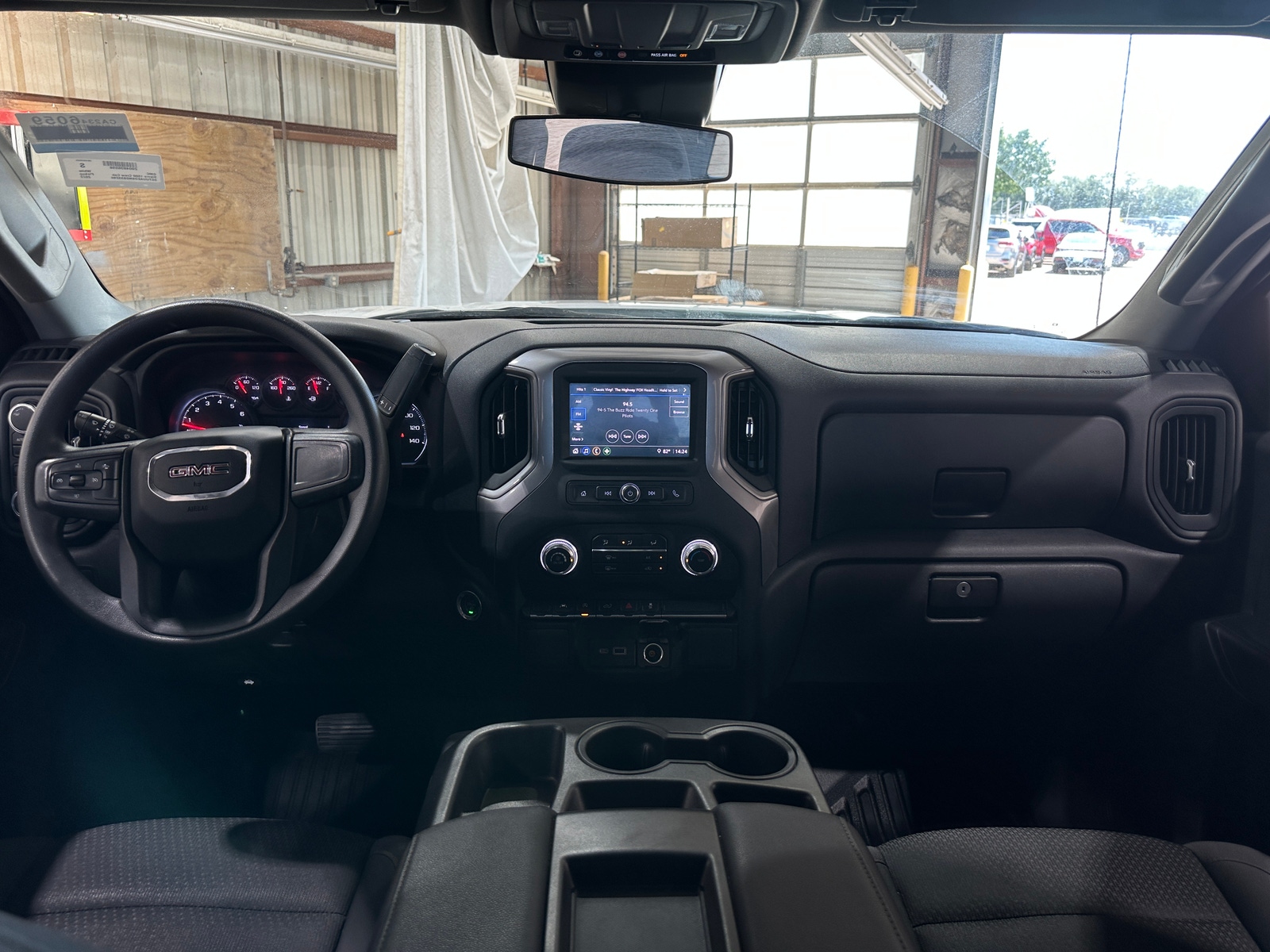 Thumbnail: 2022 GMC Sierra 1500 - 2