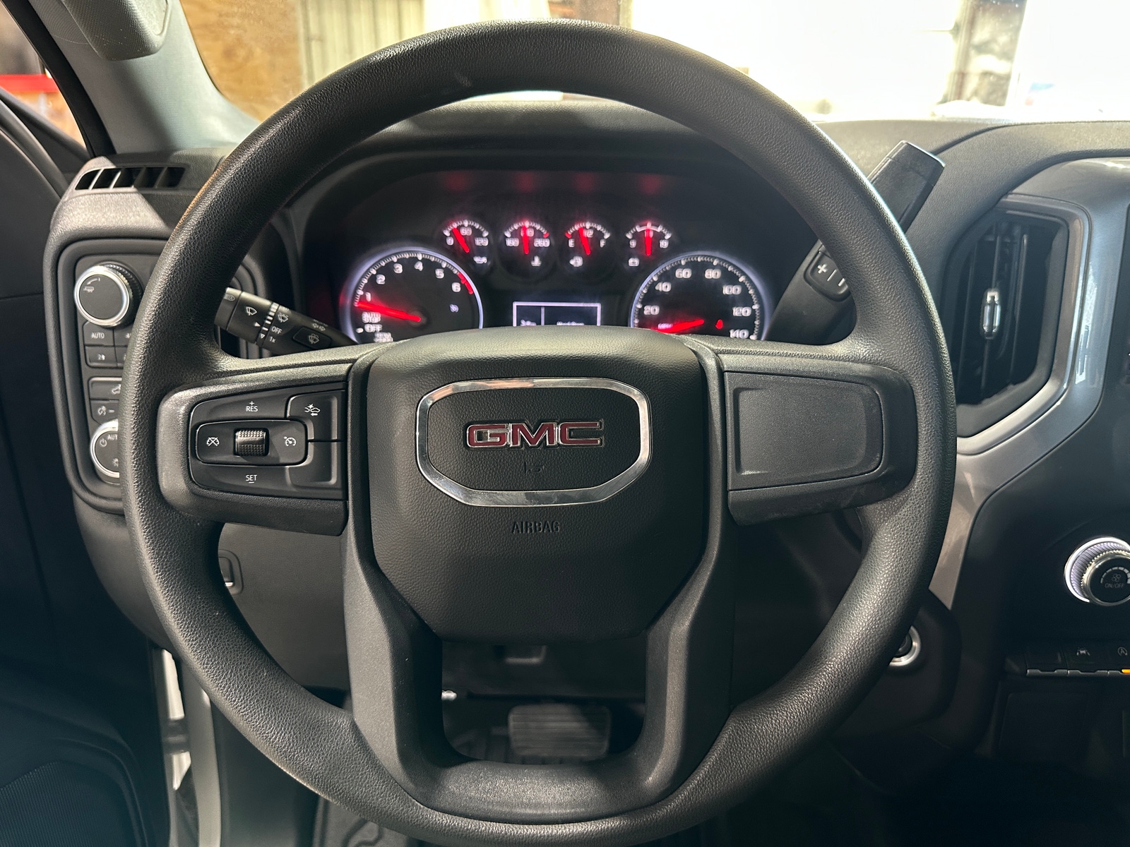 Thumbnail: 2022 GMC Sierra 1500 - 4