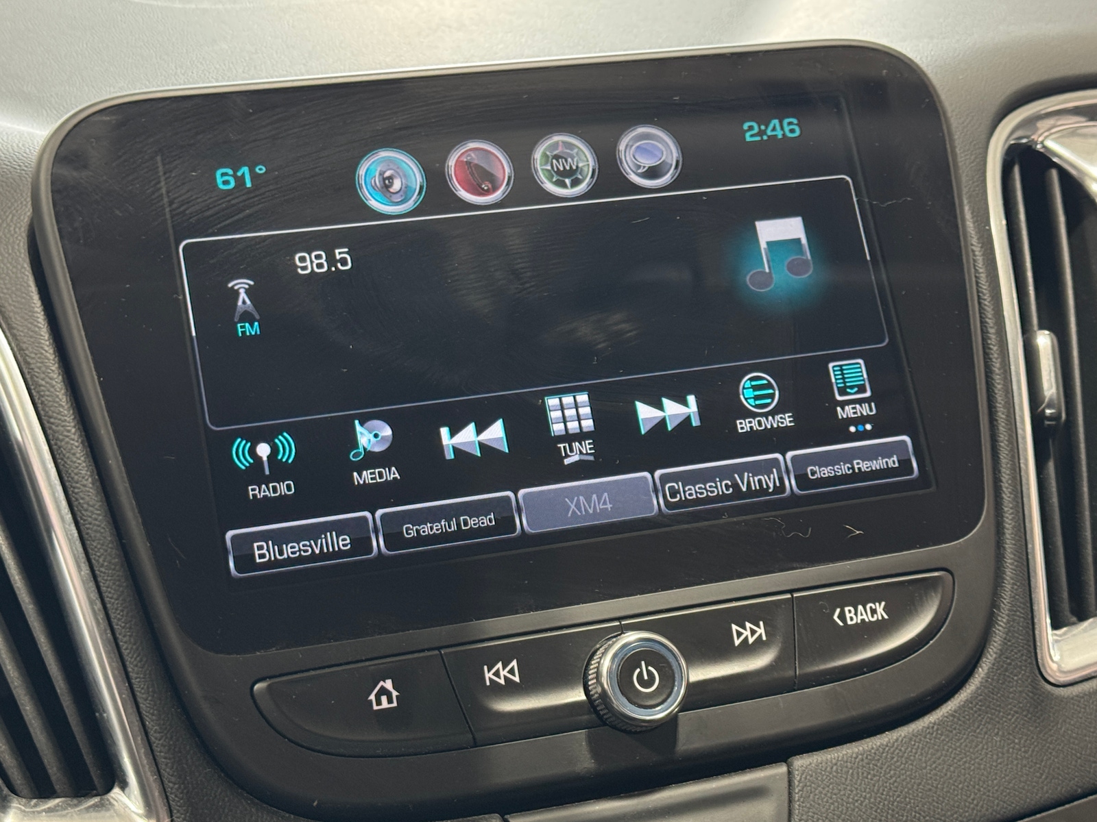 Thumbnail: 2016 Chevrolet Malibu - 4