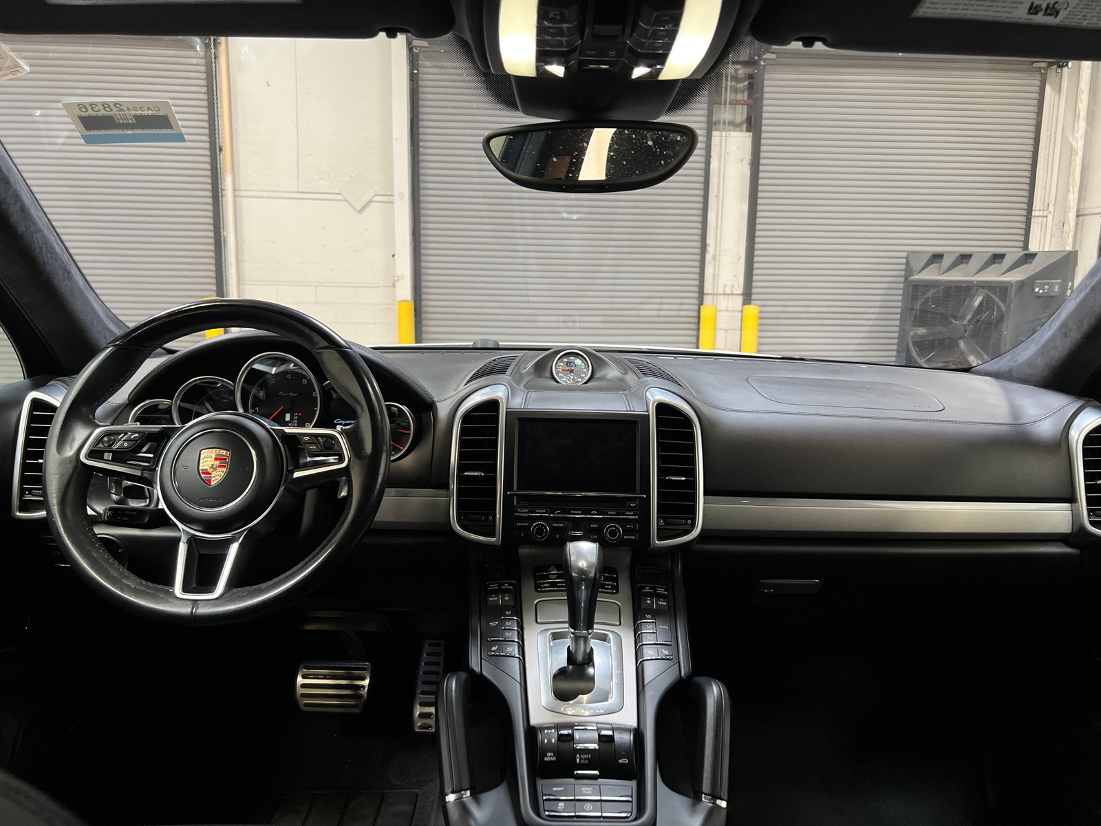 Thumbnail: 2015 Porsche Cayenne - 2
