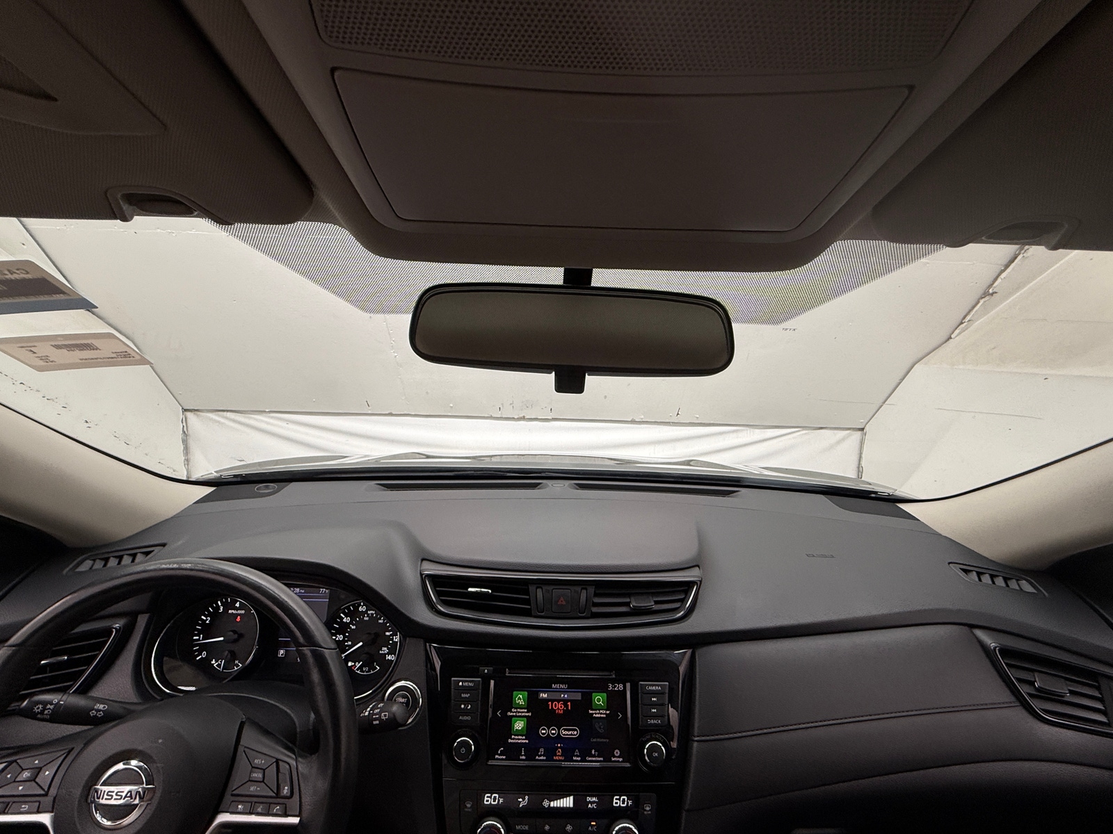Thumbnail: 2018 Nissan Rogue - 3