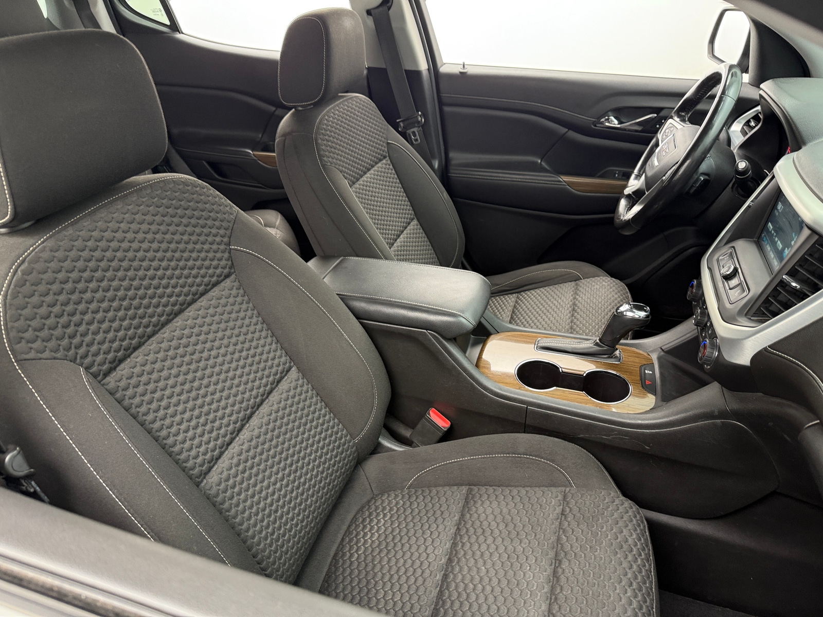 Thumbnail: 2019 GMC Acadia - 2