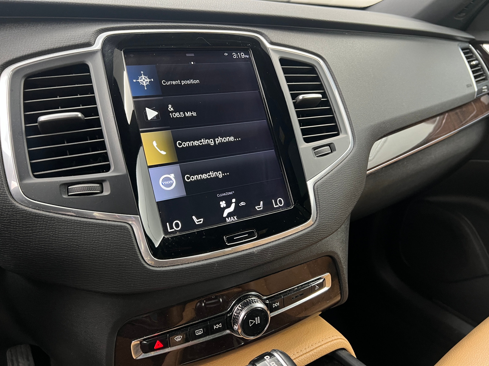 Thumbnail: 2019 Volvo XC90 - 3