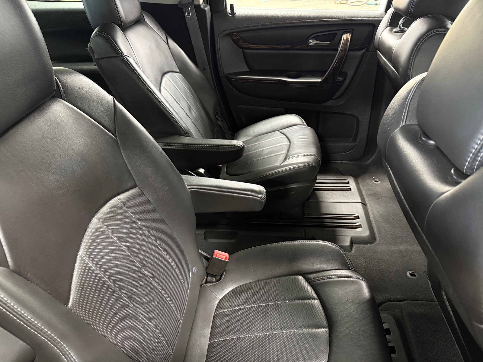 Thumbnail: 2015 GMC Acadia - 6