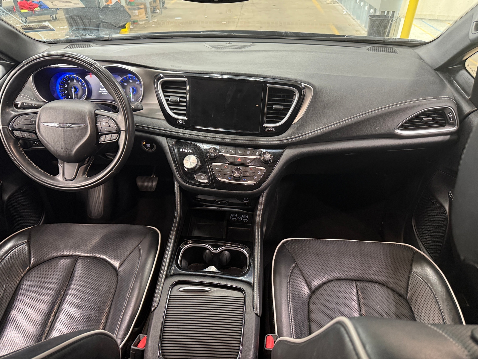 Thumbnail: 2022 Chrysler Pacifica - 2