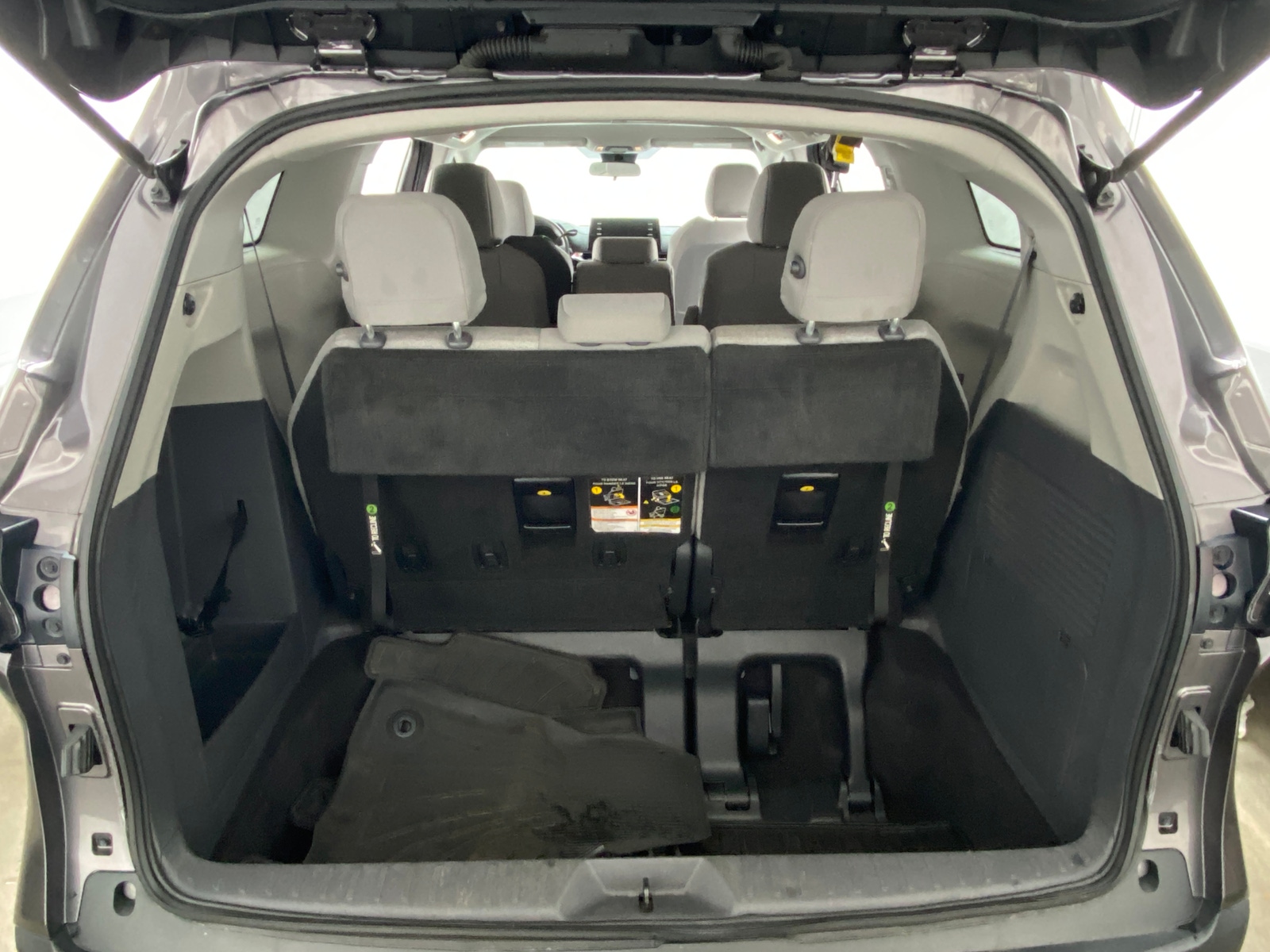 Thumbnail: 2021 Toyota Sienna - 7