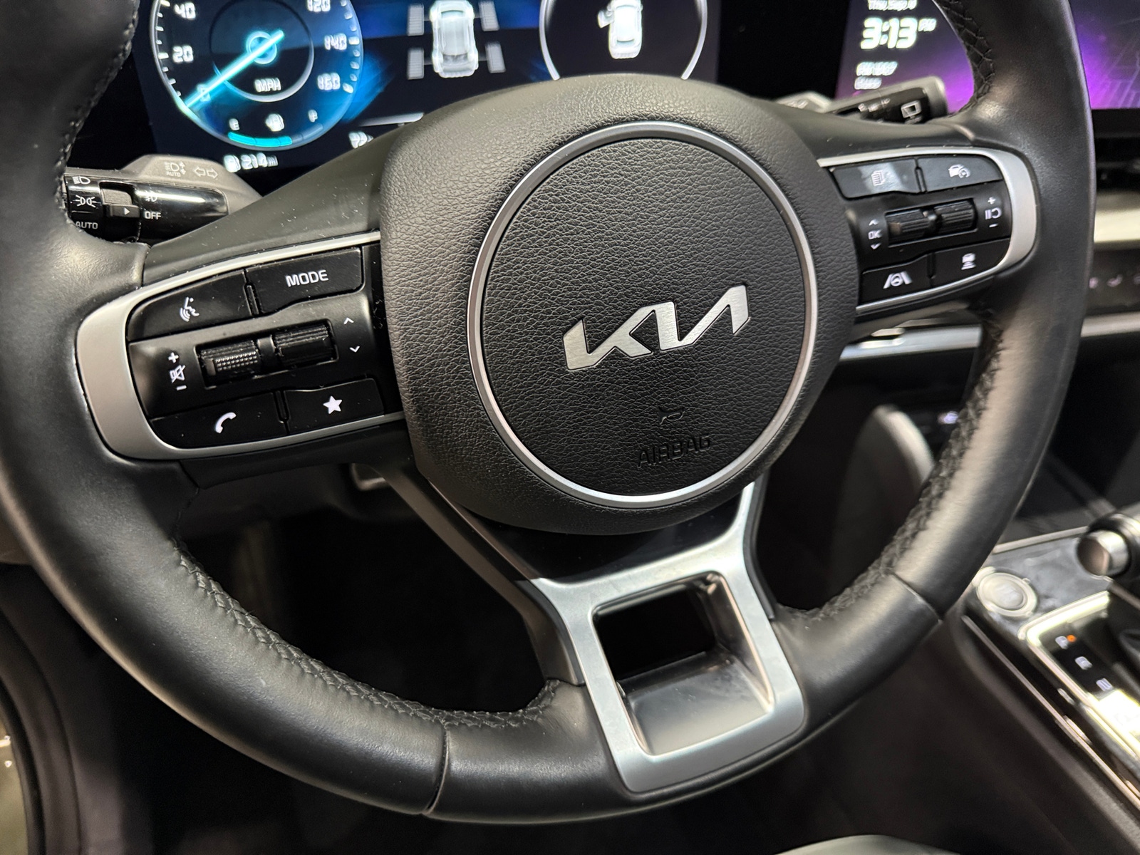 Thumbnail: 2023 Kia Sportage - 4