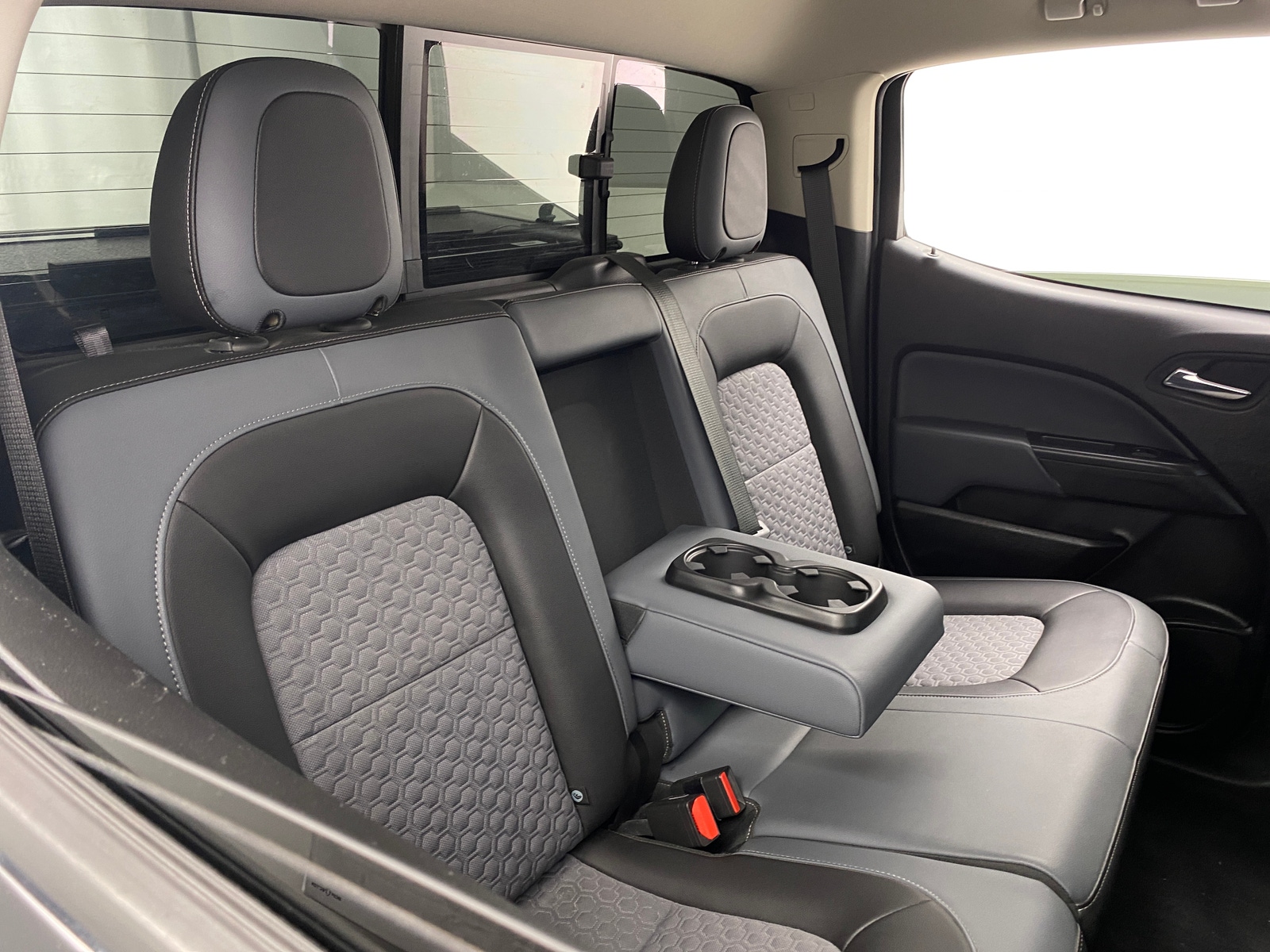 Thumbnail: 2019 Chevrolet Colorado - 6