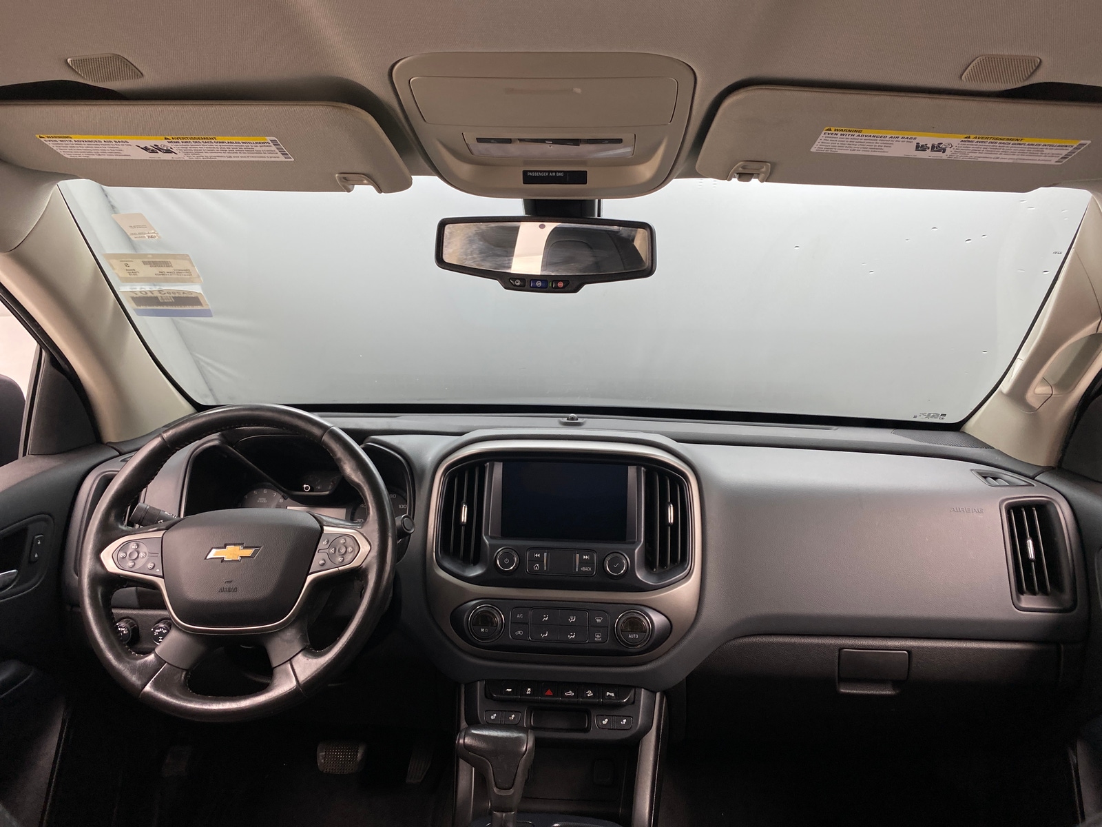 Thumbnail: 2019 Chevrolet Colorado - 3