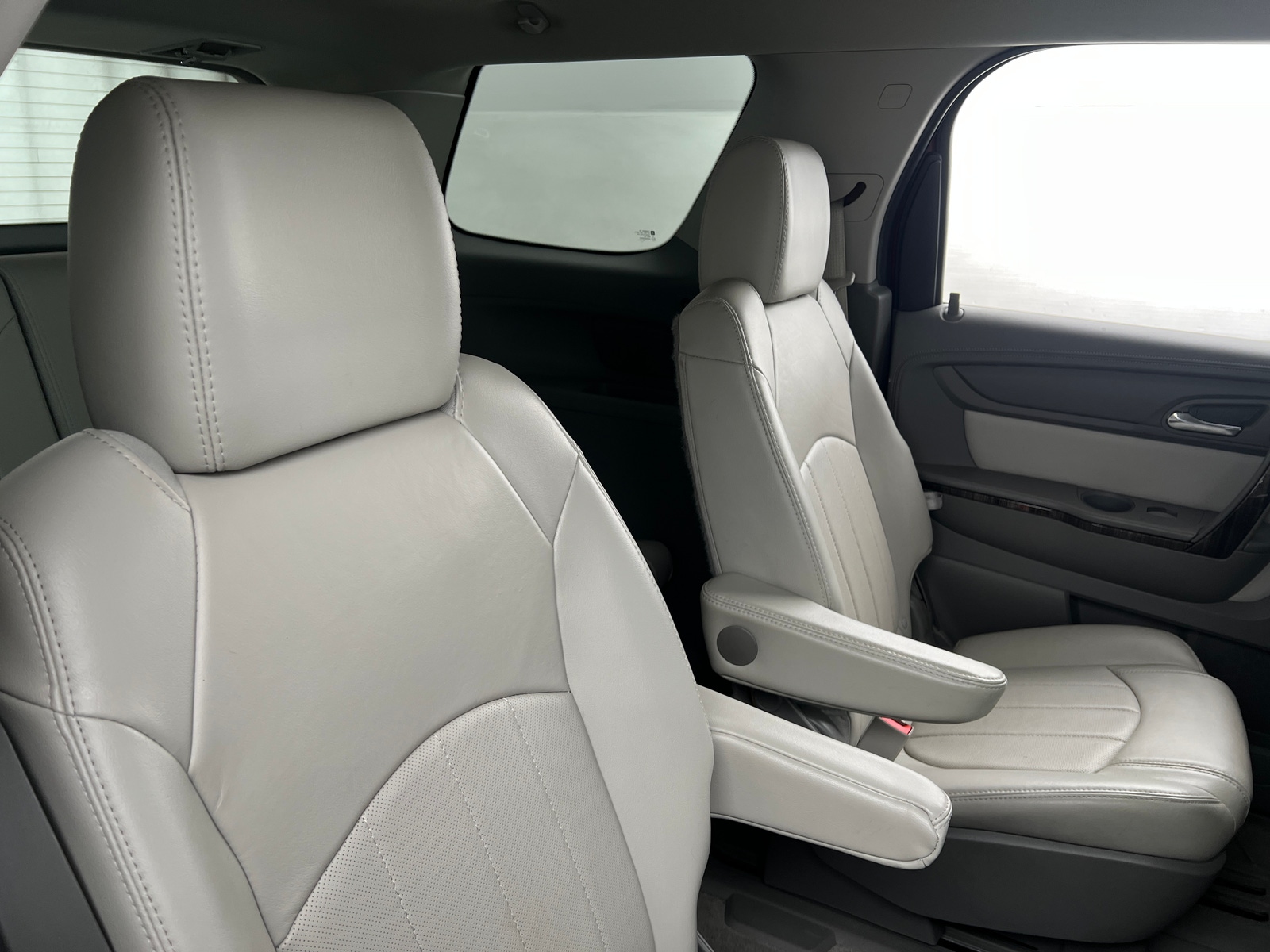 Thumbnail: 2017 GMC Acadia - 5