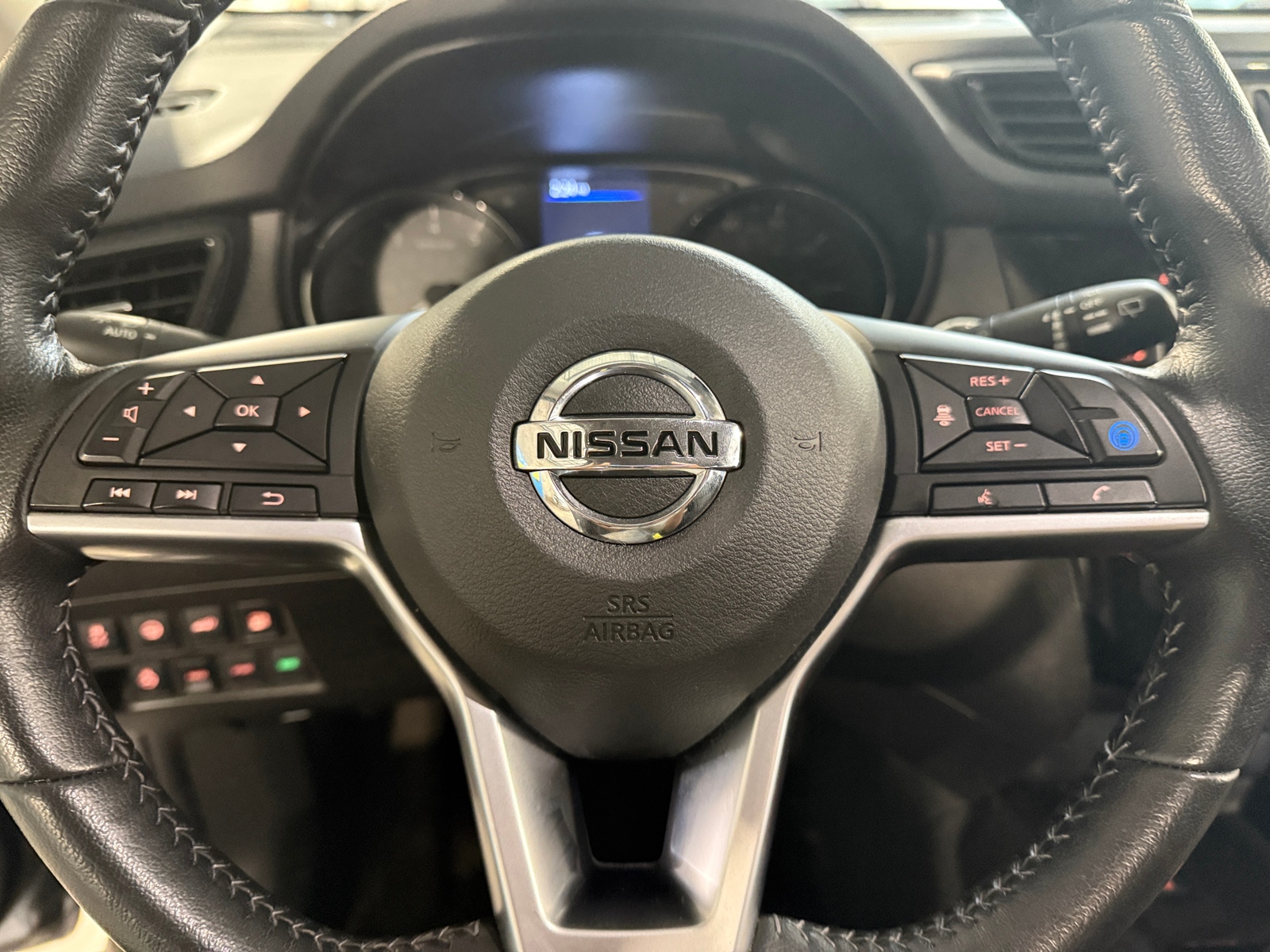 Thumbnail: 2020 Nissan Rogue - 5