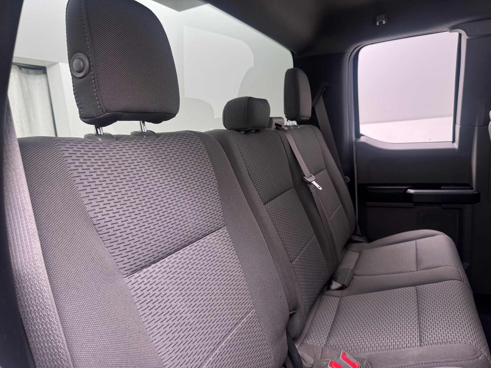 Thumbnail: 2019 Ford Econoline - 6