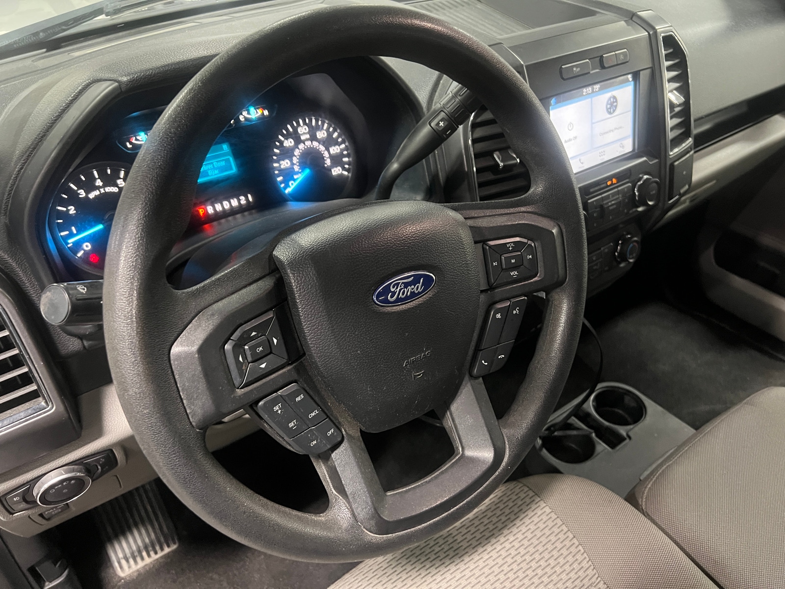 Thumbnail: 2019 Ford Econoline - 5
