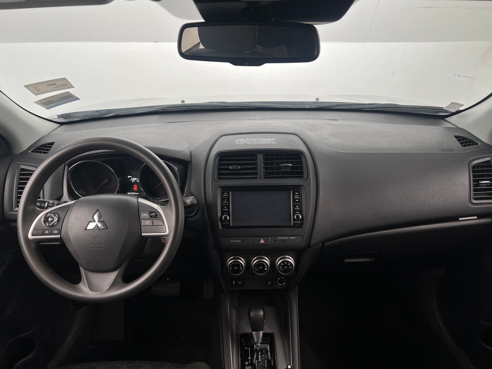 Thumbnail: 2024 Mitsubishi Outlander Sport - 3