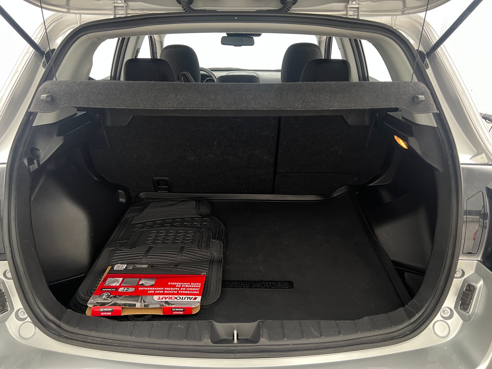 Thumbnail: 2024 Mitsubishi Outlander Sport - 7