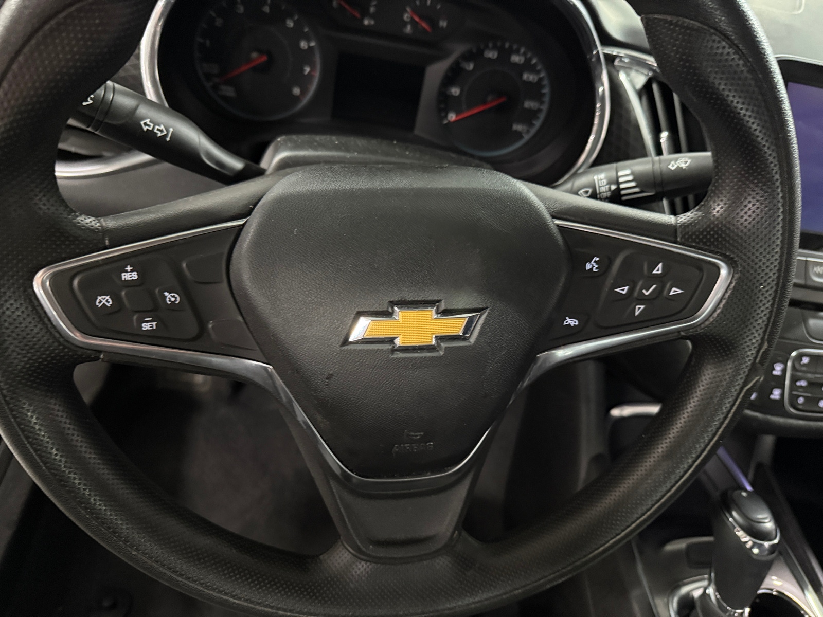 Thumbnail: 2019 Chevrolet Malibu - 5