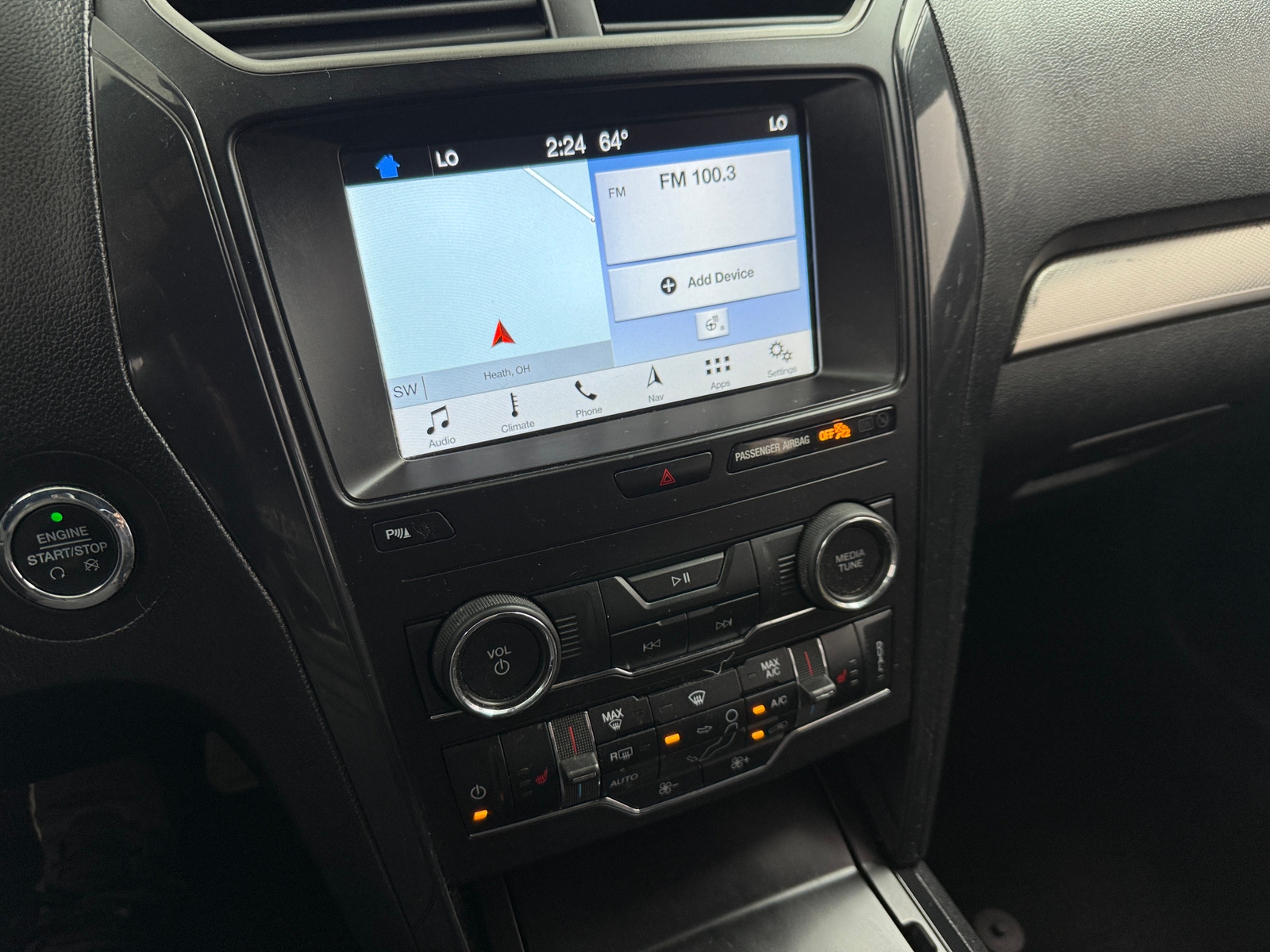 Thumbnail: 2019 Ford Explorer - 3