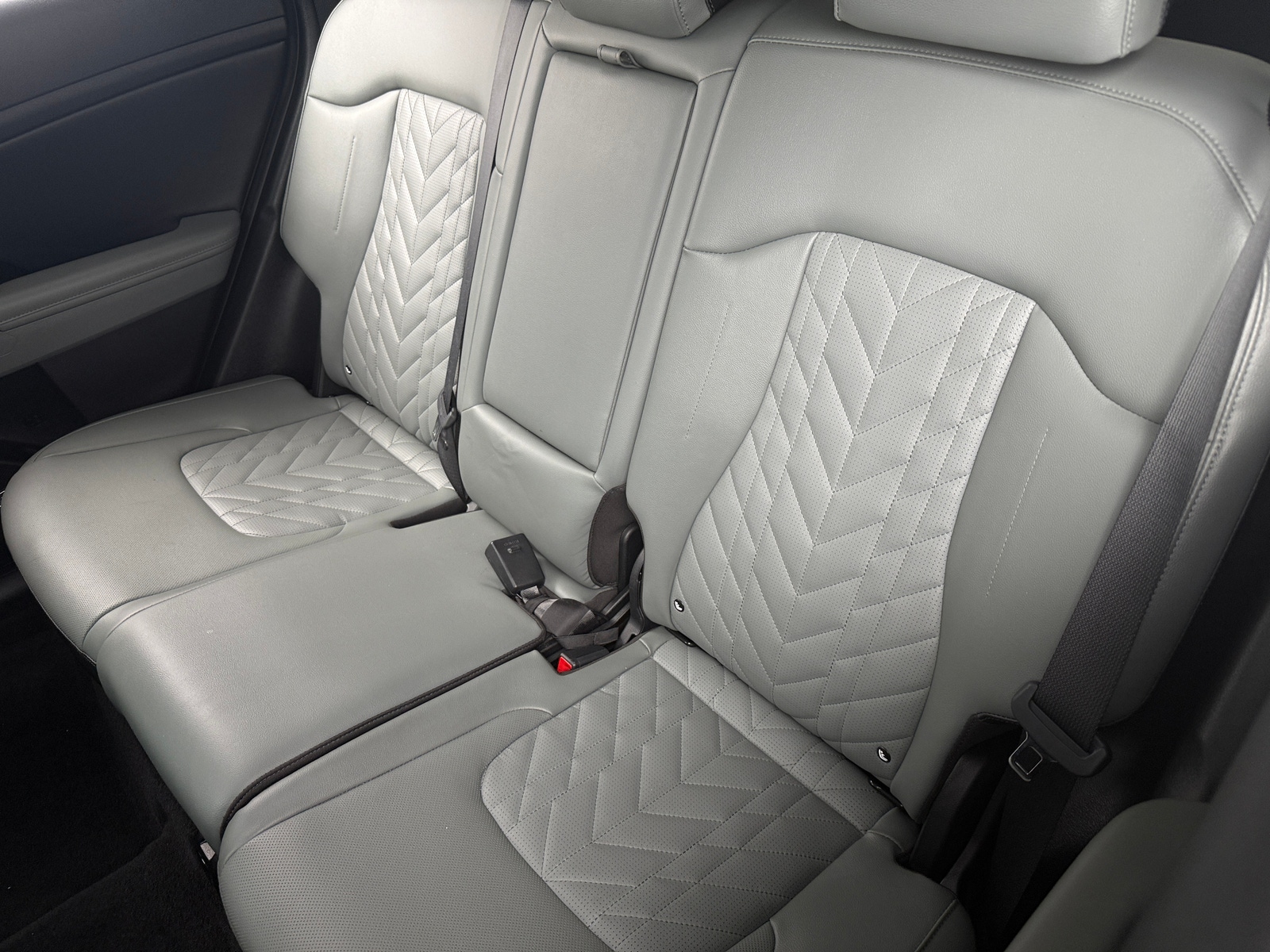 Thumbnail: 2023 Kia Sportage - 5