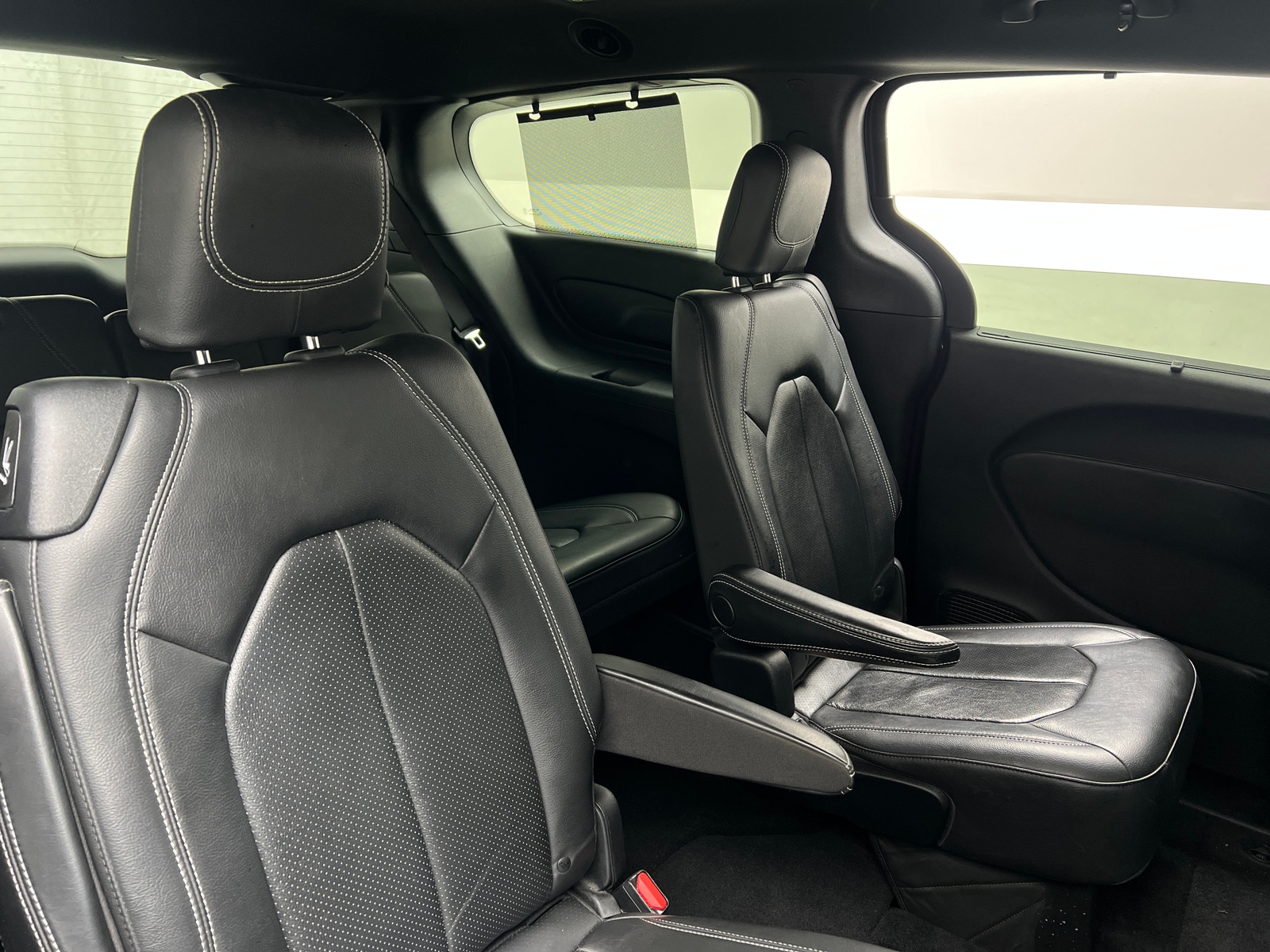 Thumbnail: 2020 Chrysler Pacifica - 5