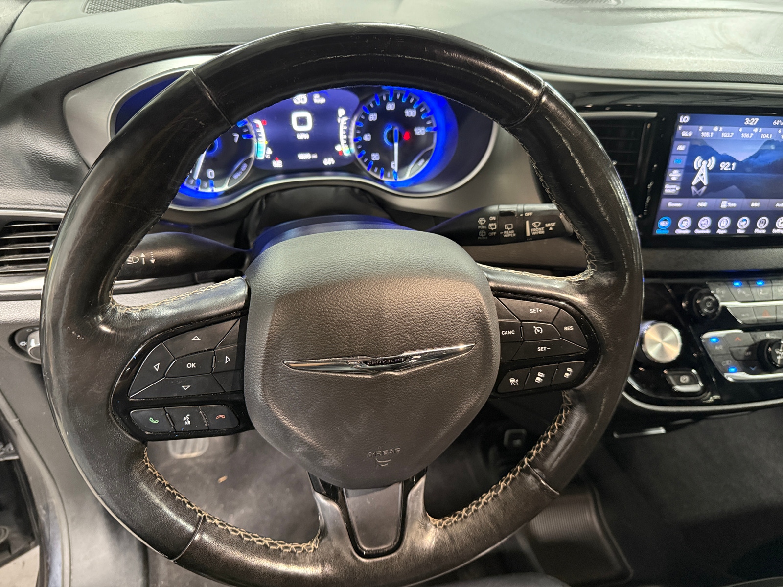 Thumbnail: 2020 Chrysler Pacifica - 4
