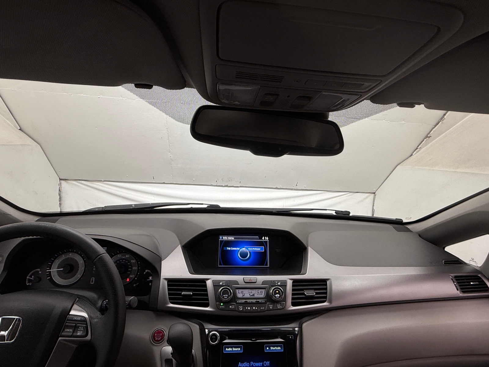 Thumbnail: 2015 Honda Odyssey - 2