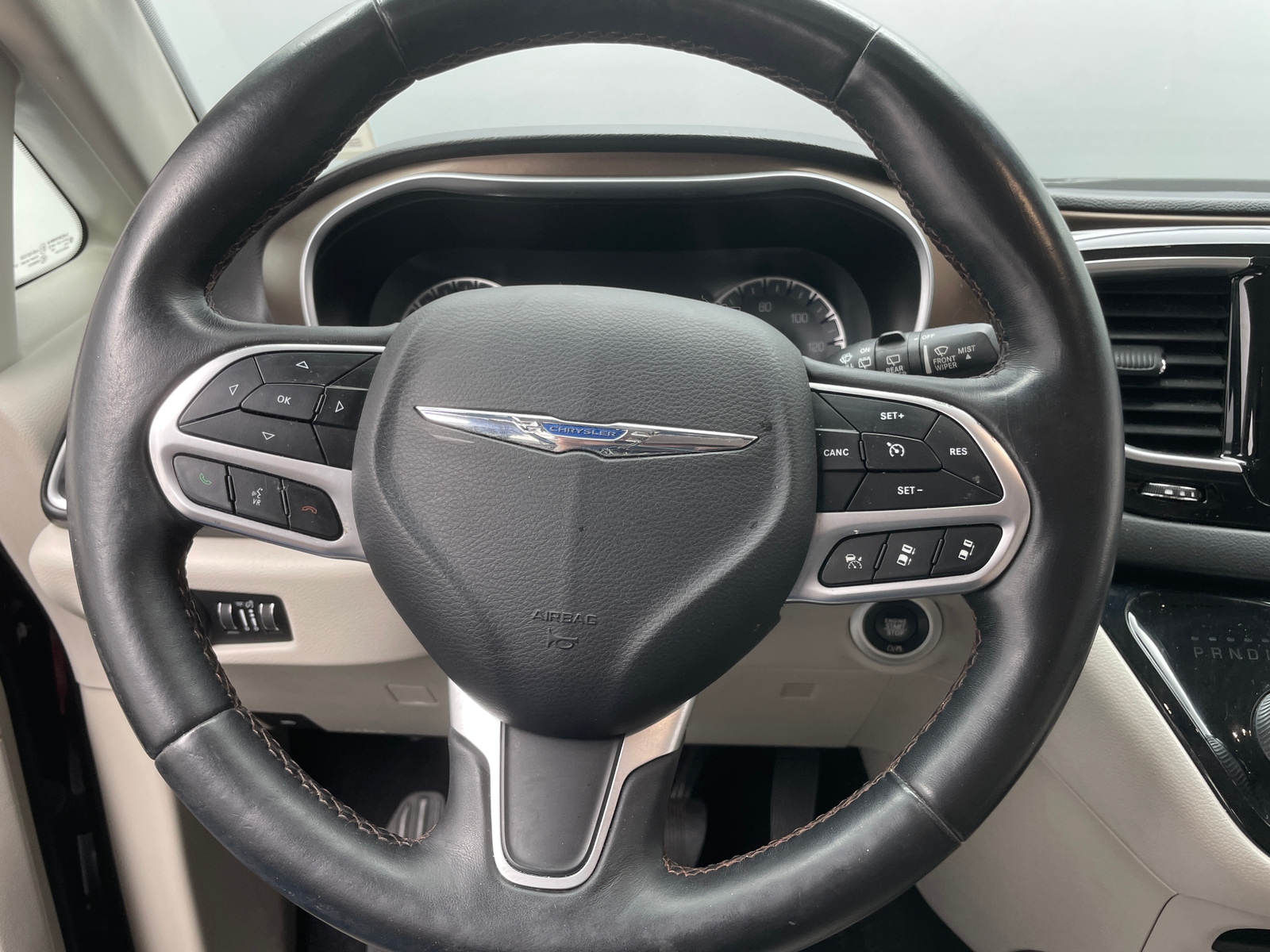 Thumbnail: 2018 Chrysler Pacifica - 4