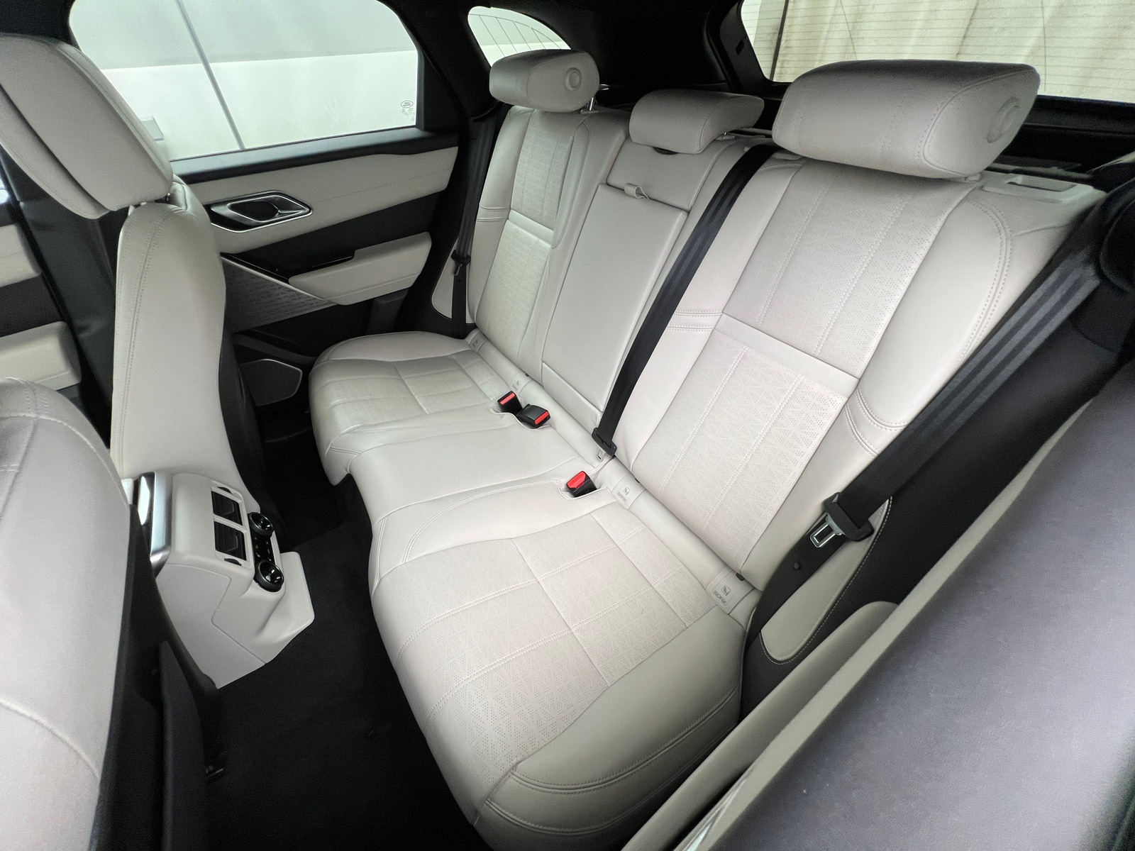 Thumbnail: 2019 Land Rover Range Rover Velar - 5