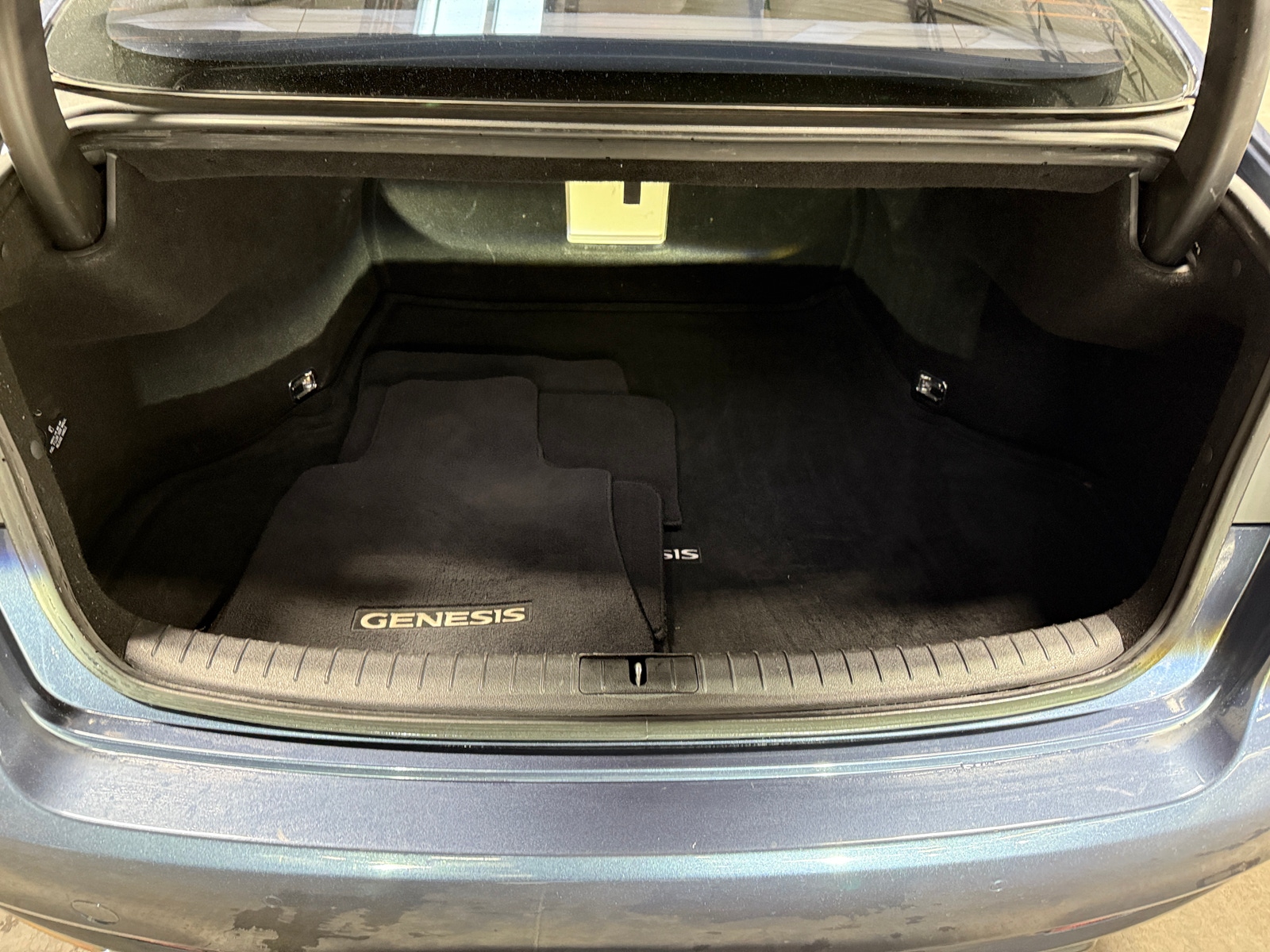Thumbnail: 2015 Hyundai Genesis - 6